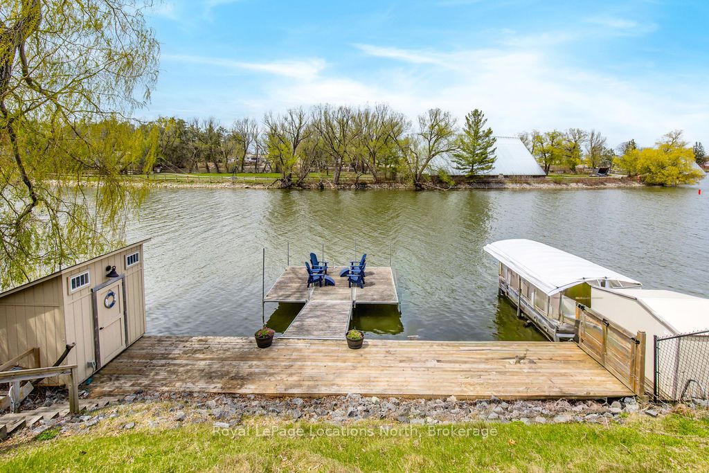 1094 River Road W Property Photo 45