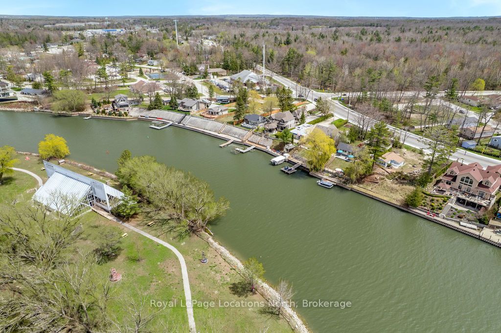 1094 River Road W Property Photo 47