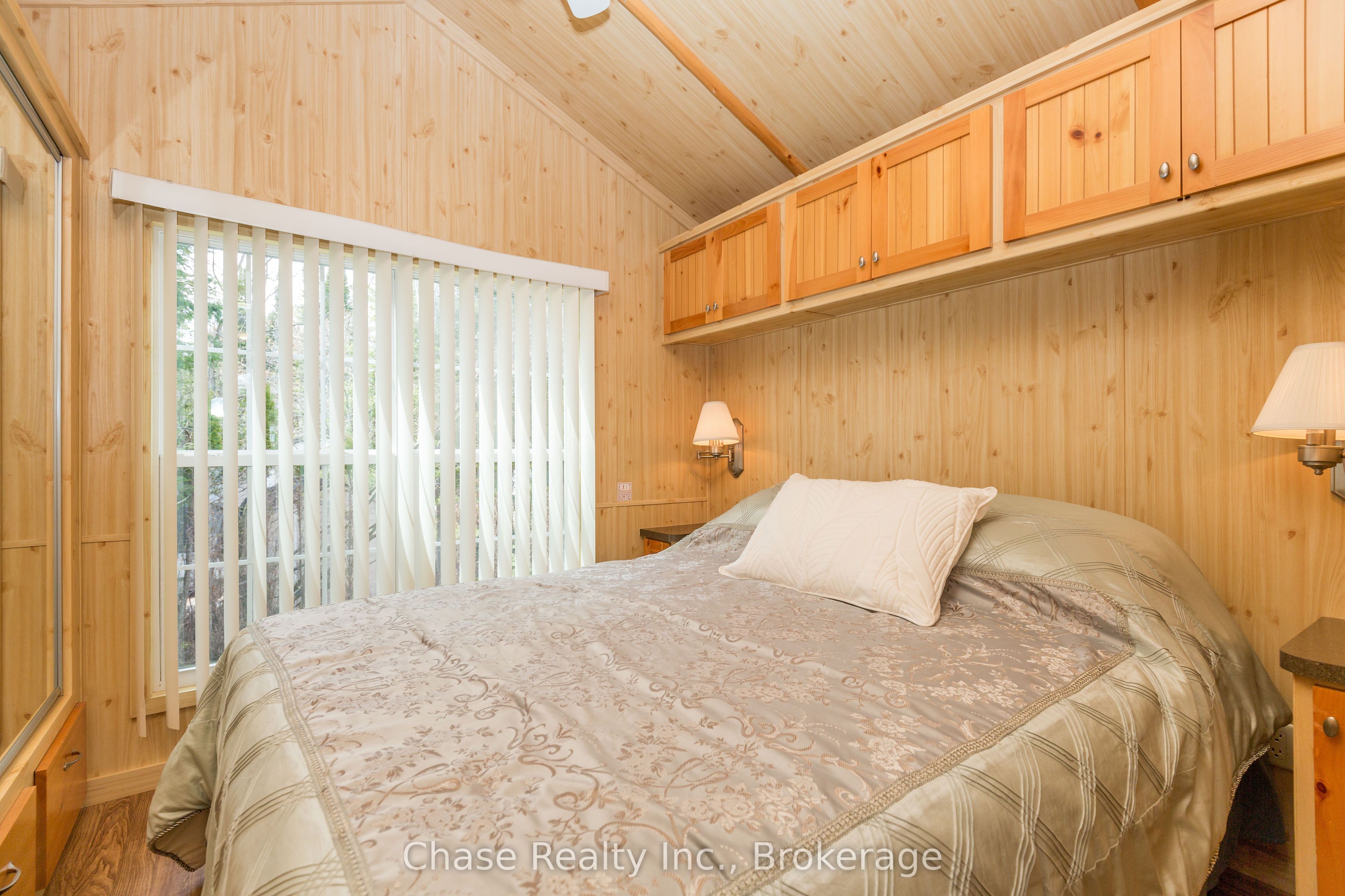 38 Temagami Trail Property Photo 11