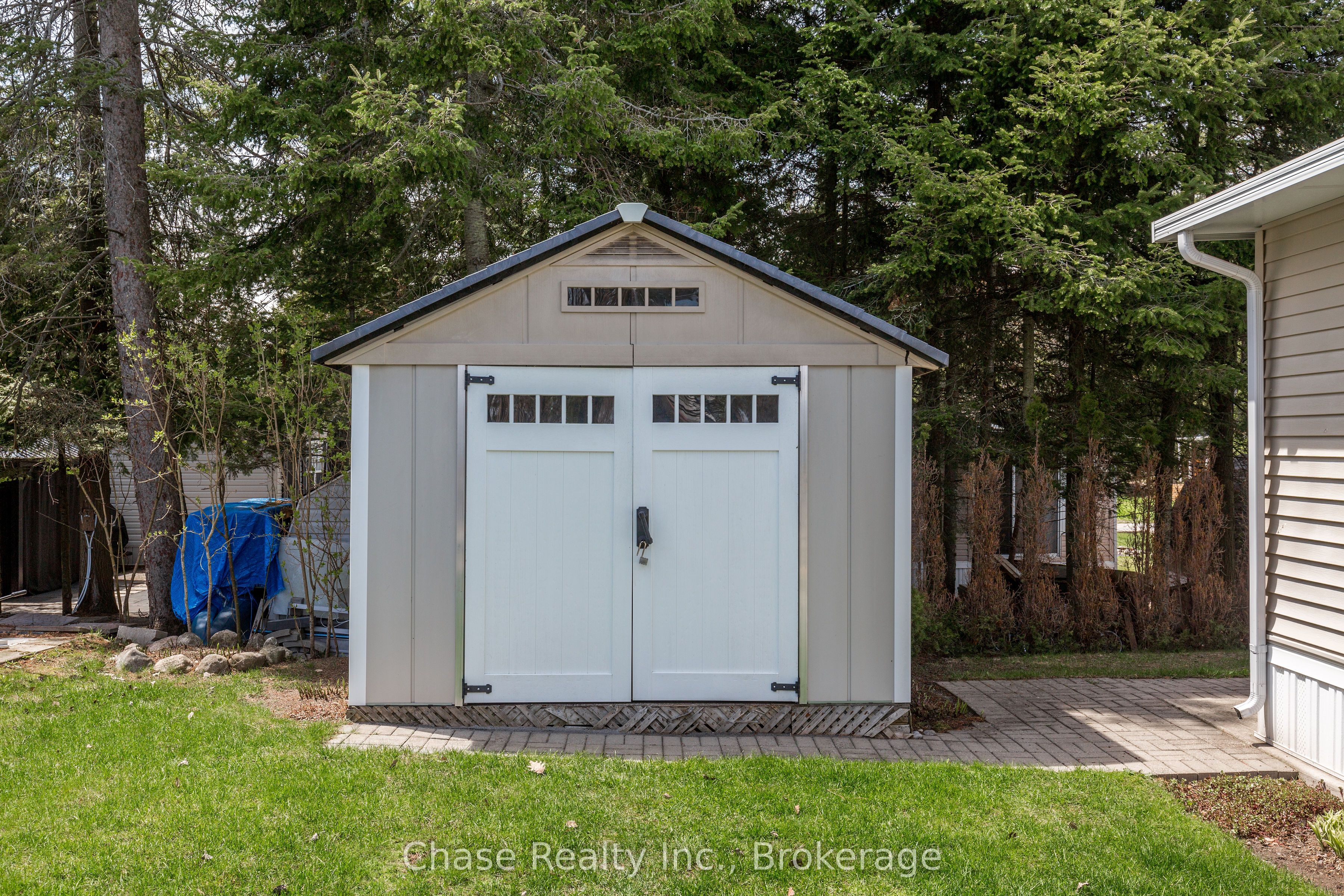 38 Temagami Trail Property Photo 21