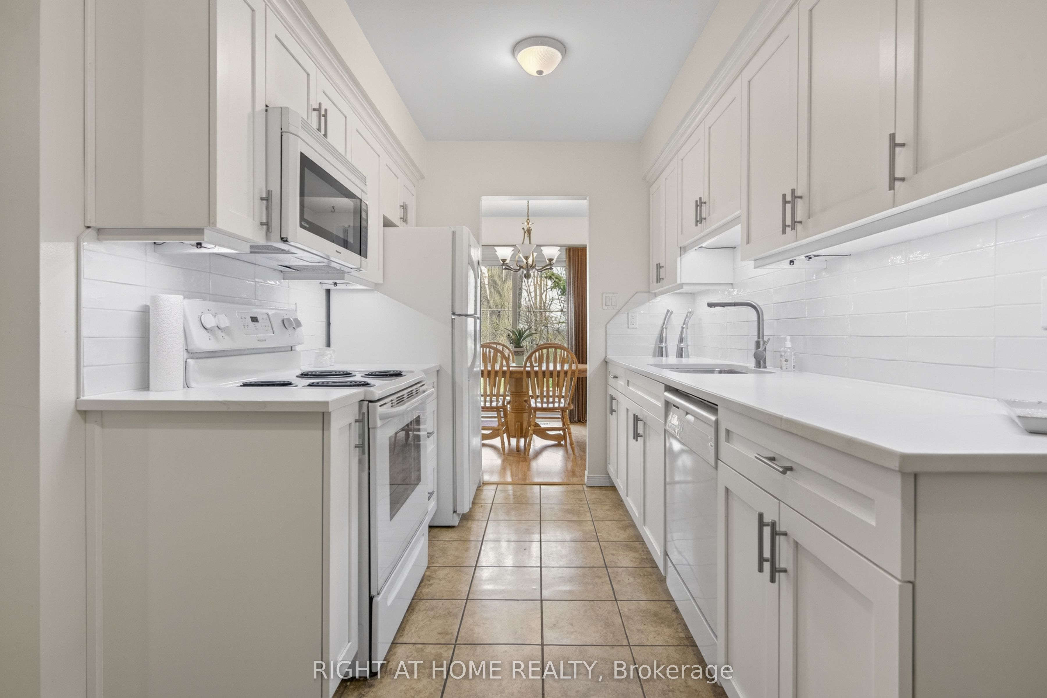 2 Bernick Drive 47 Property Photo 11