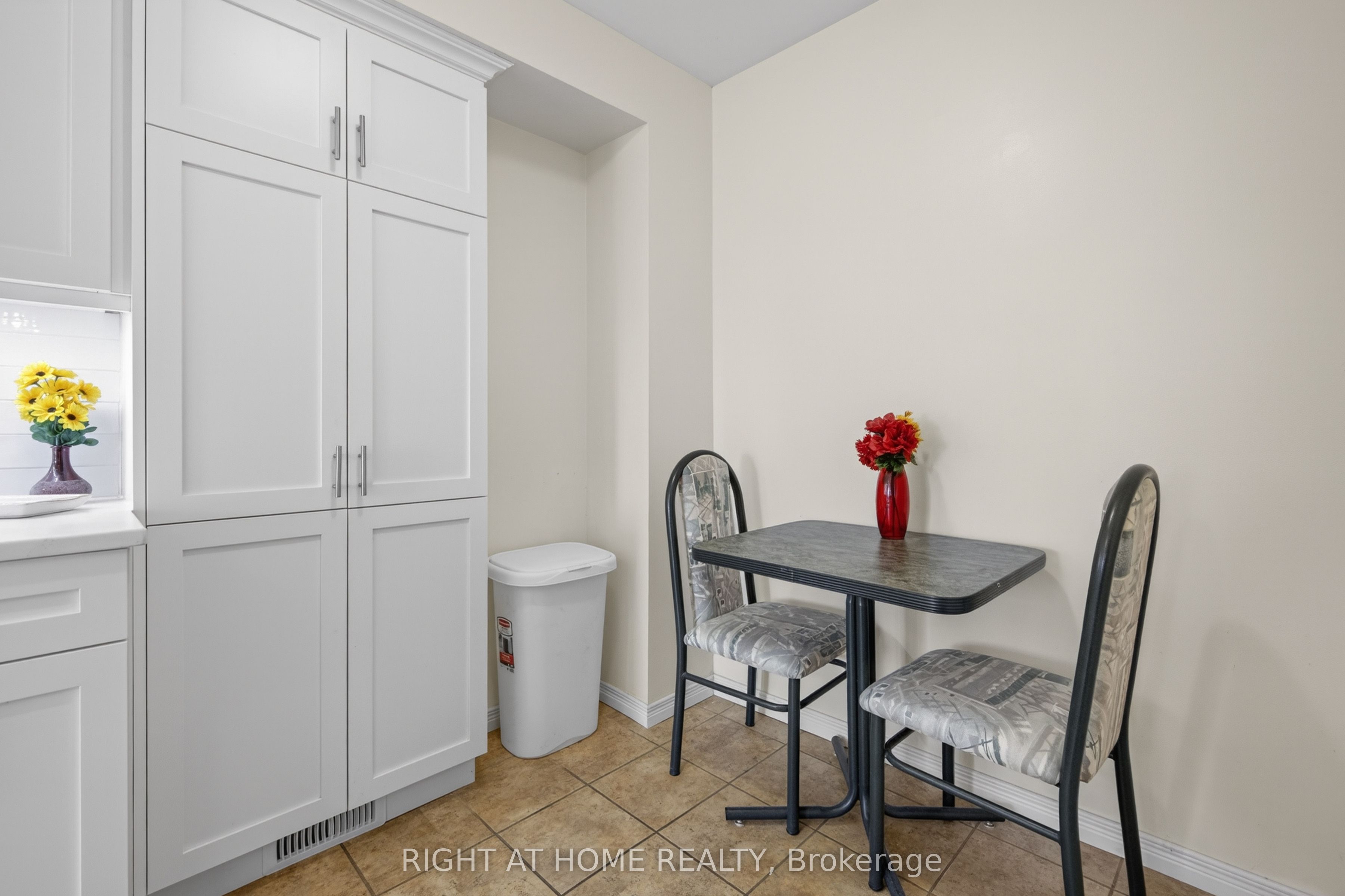 2 Bernick Drive 47 Property Photo 14