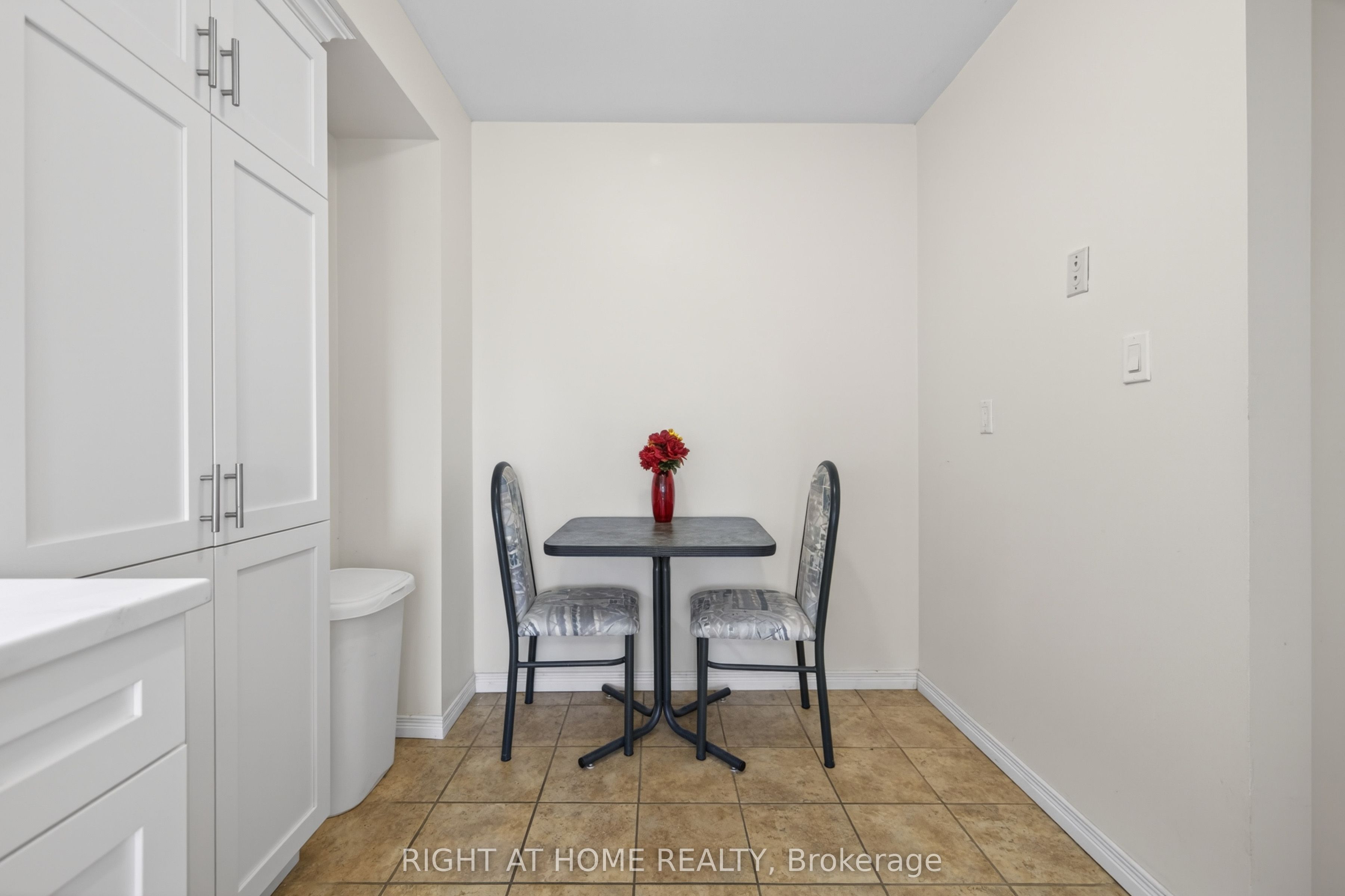 2 Bernick Drive 47 Property Photo 15