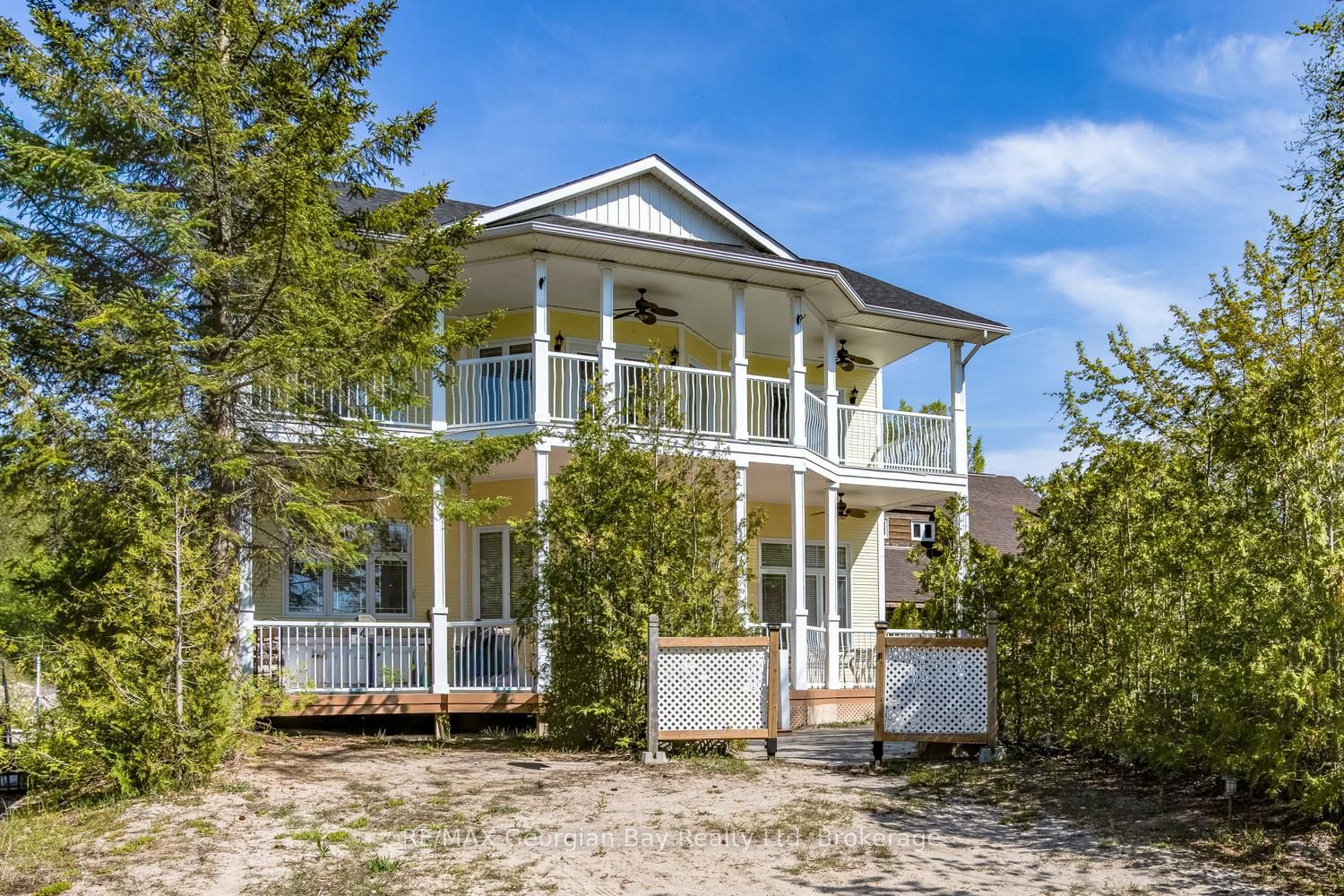 1107 Tiny Beaches Road S Property Photo 4