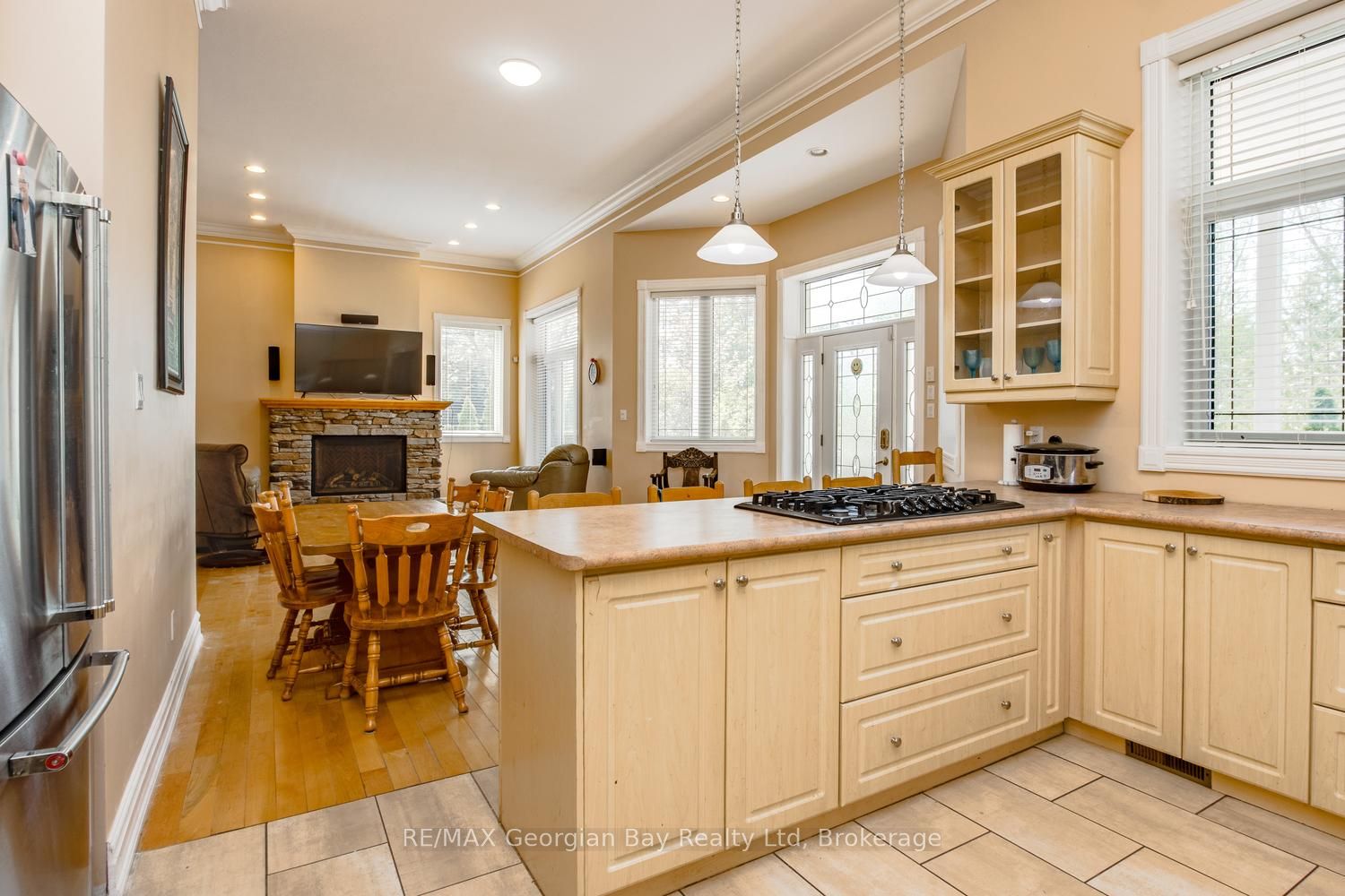 1107 Tiny Beaches Road S Property Photo 11