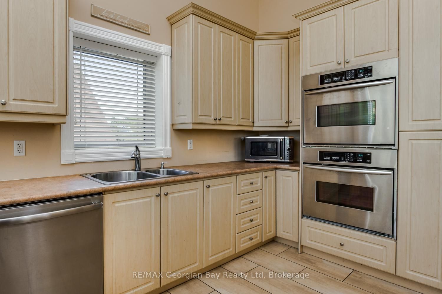 1107 Tiny Beaches Road S Property Photo 15