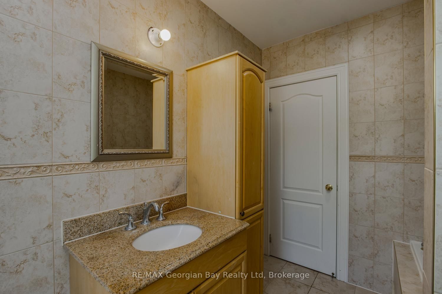 1107 Tiny Beaches Road S Property Photo 28