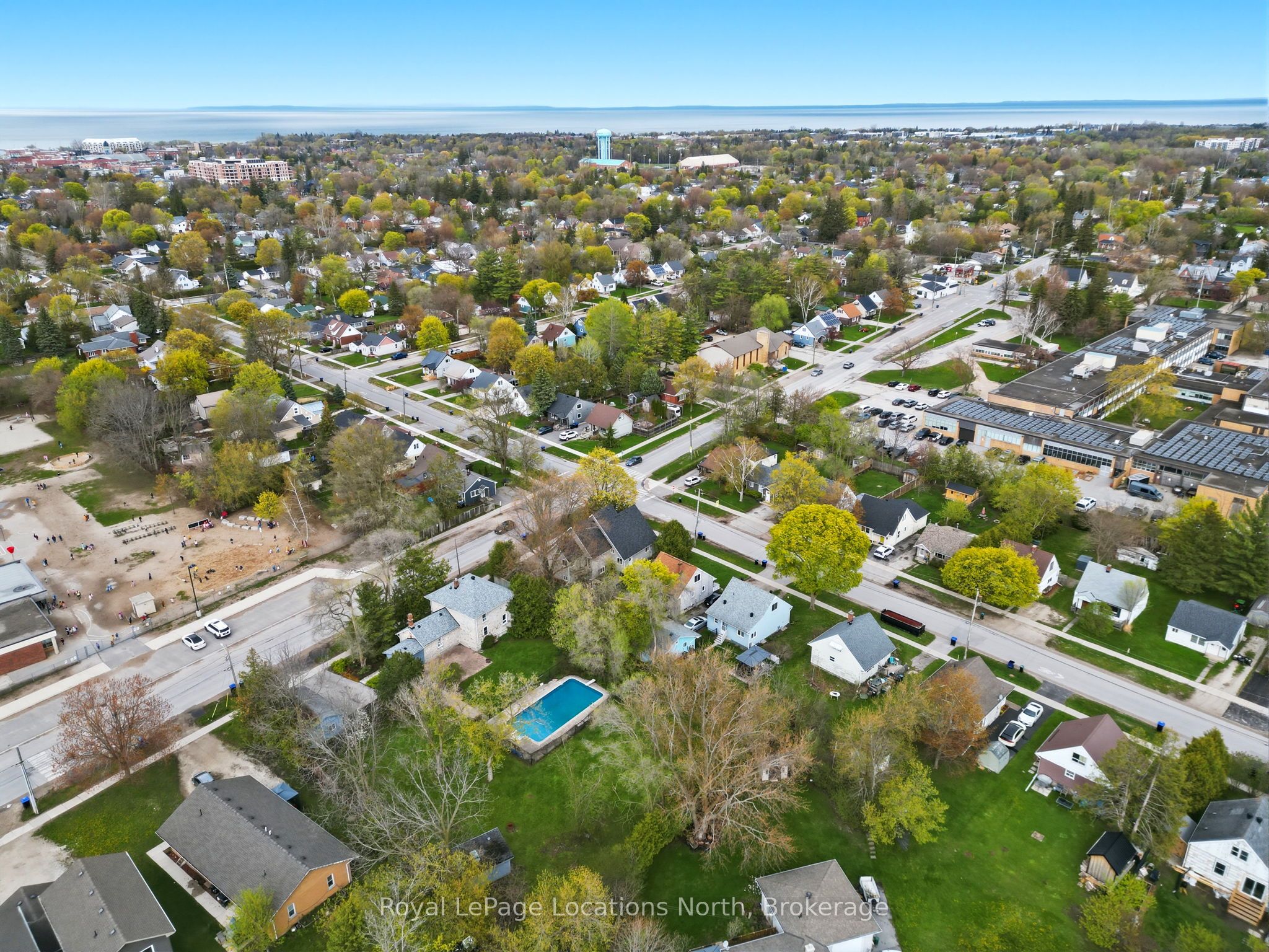 562 Cameron Street Property Photo 41