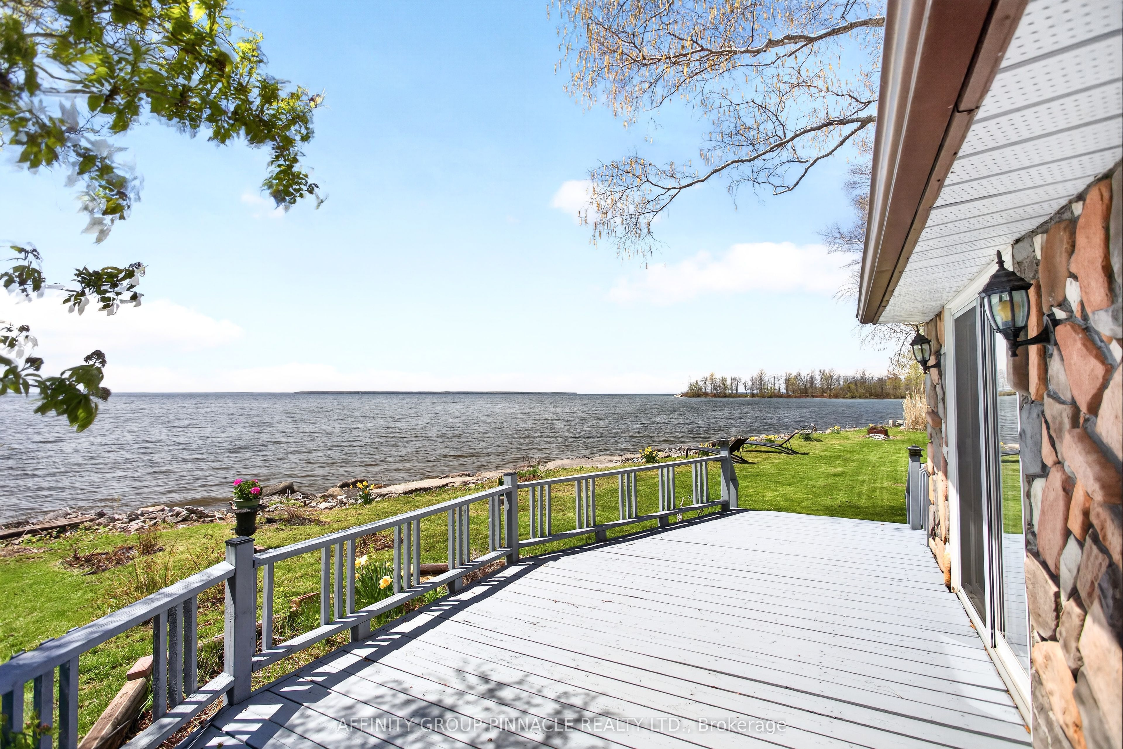 1126 Ramara 47 Road Property Photo 5