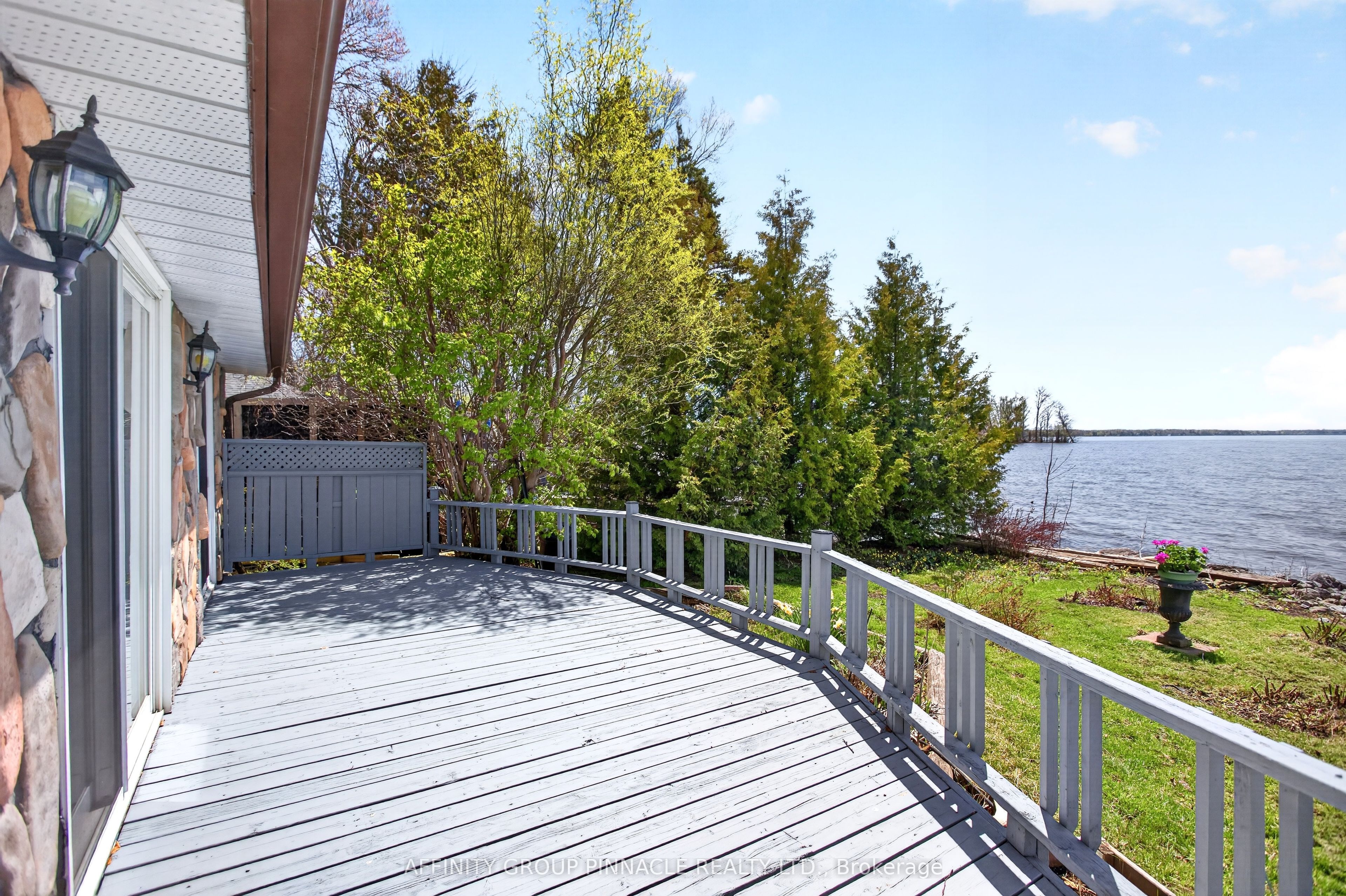 1126 Ramara 47 Road Property Photo 6