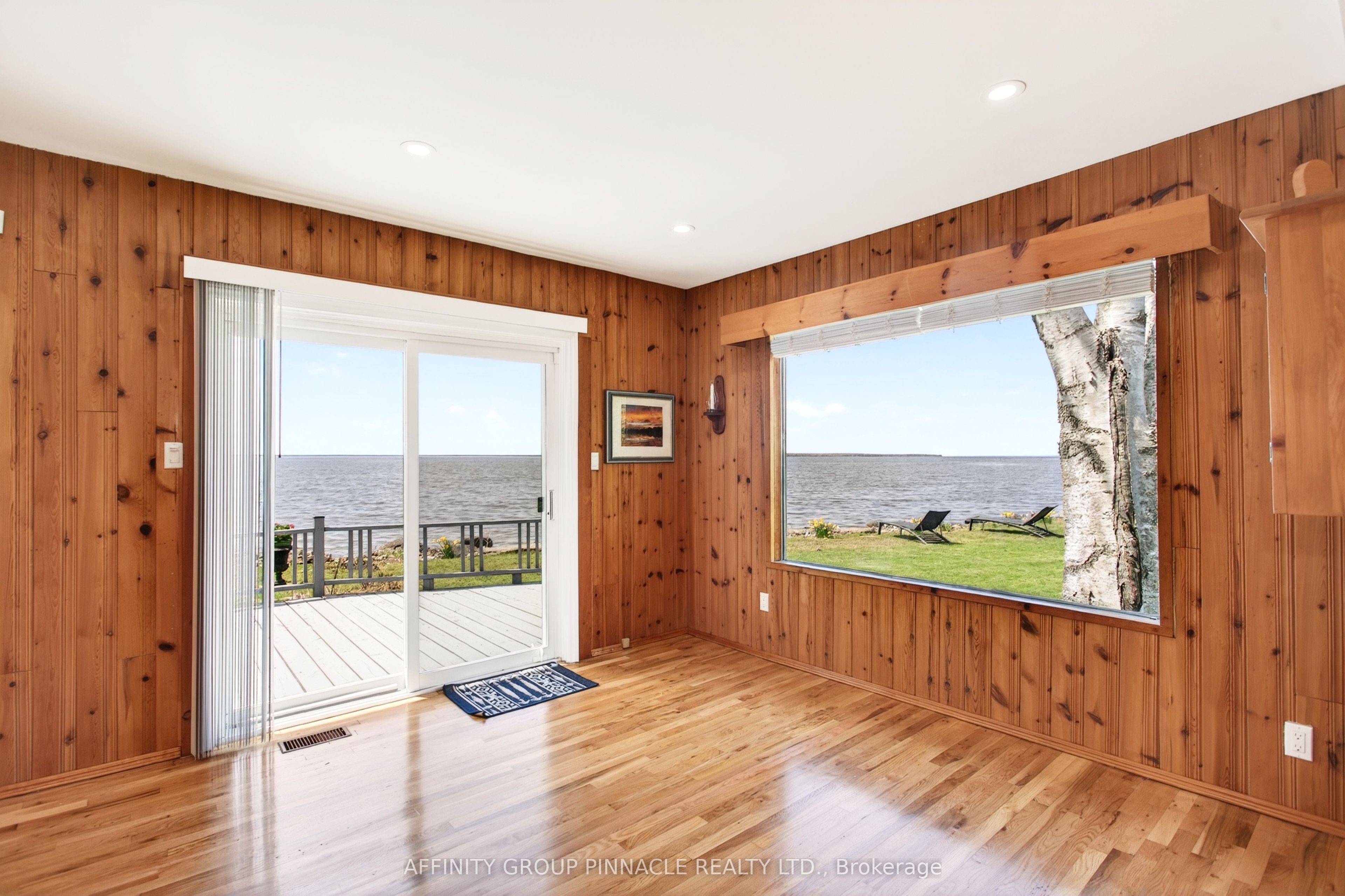 1126 Ramara 47 Road Property Photo 17