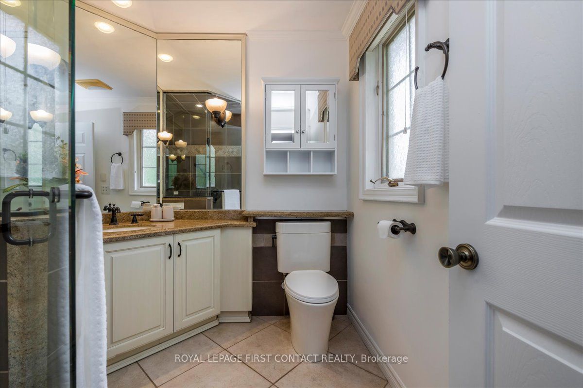 11 Forestwood Lane Property Photo 23