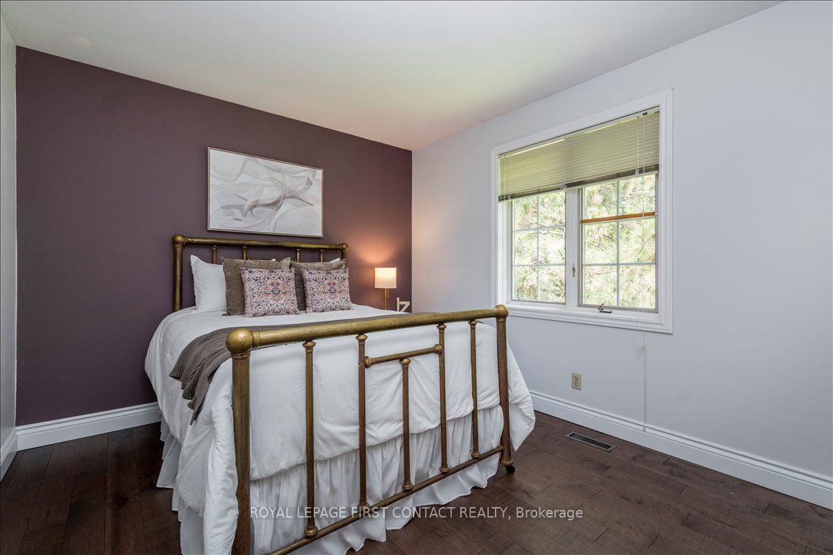11 Forestwood Lane Property Photo 28