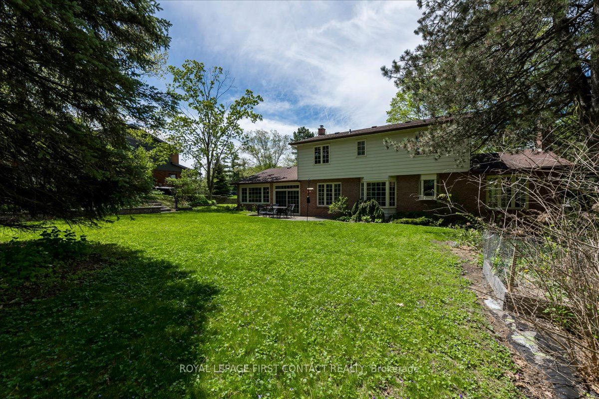 11 Forestwood Lane Property Photo 40