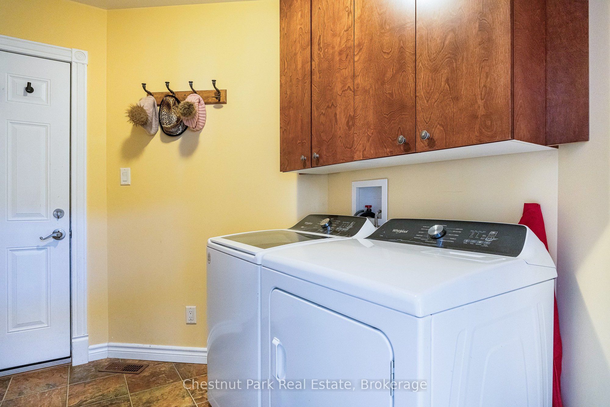 82 Stanley Street Property Photo 46