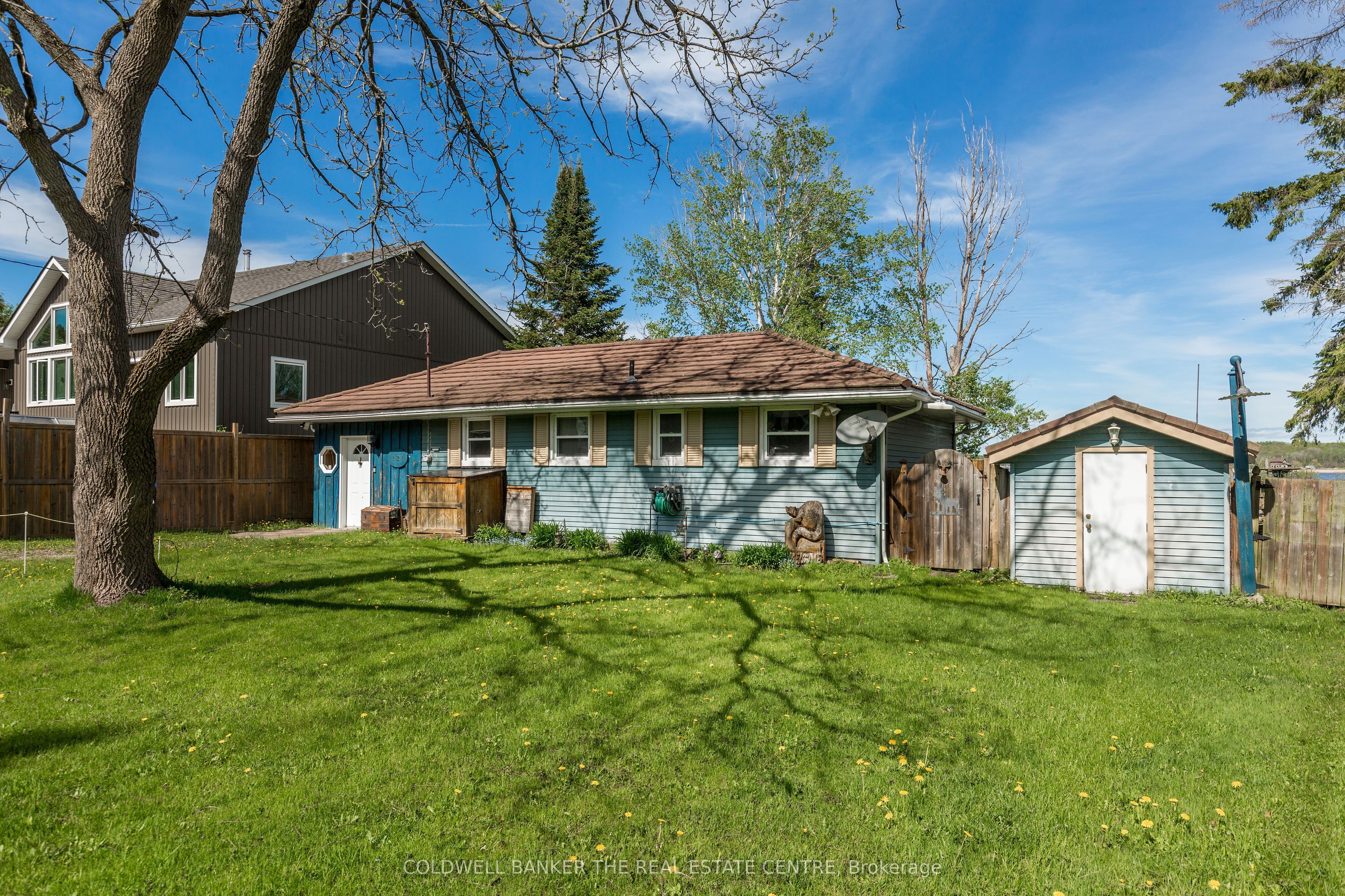 121 Maskinonge Road Property Photo 4