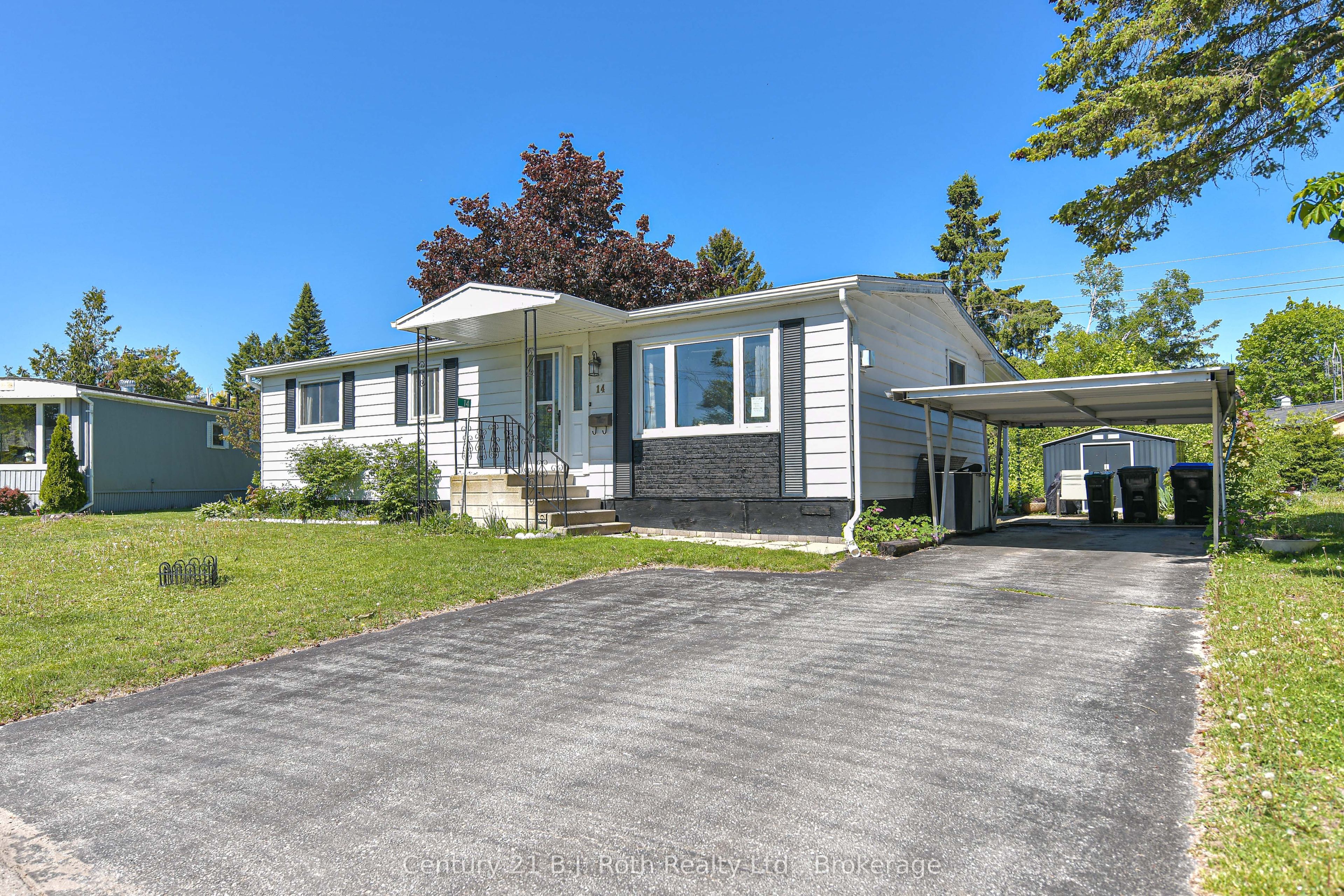 14 Muir Drive