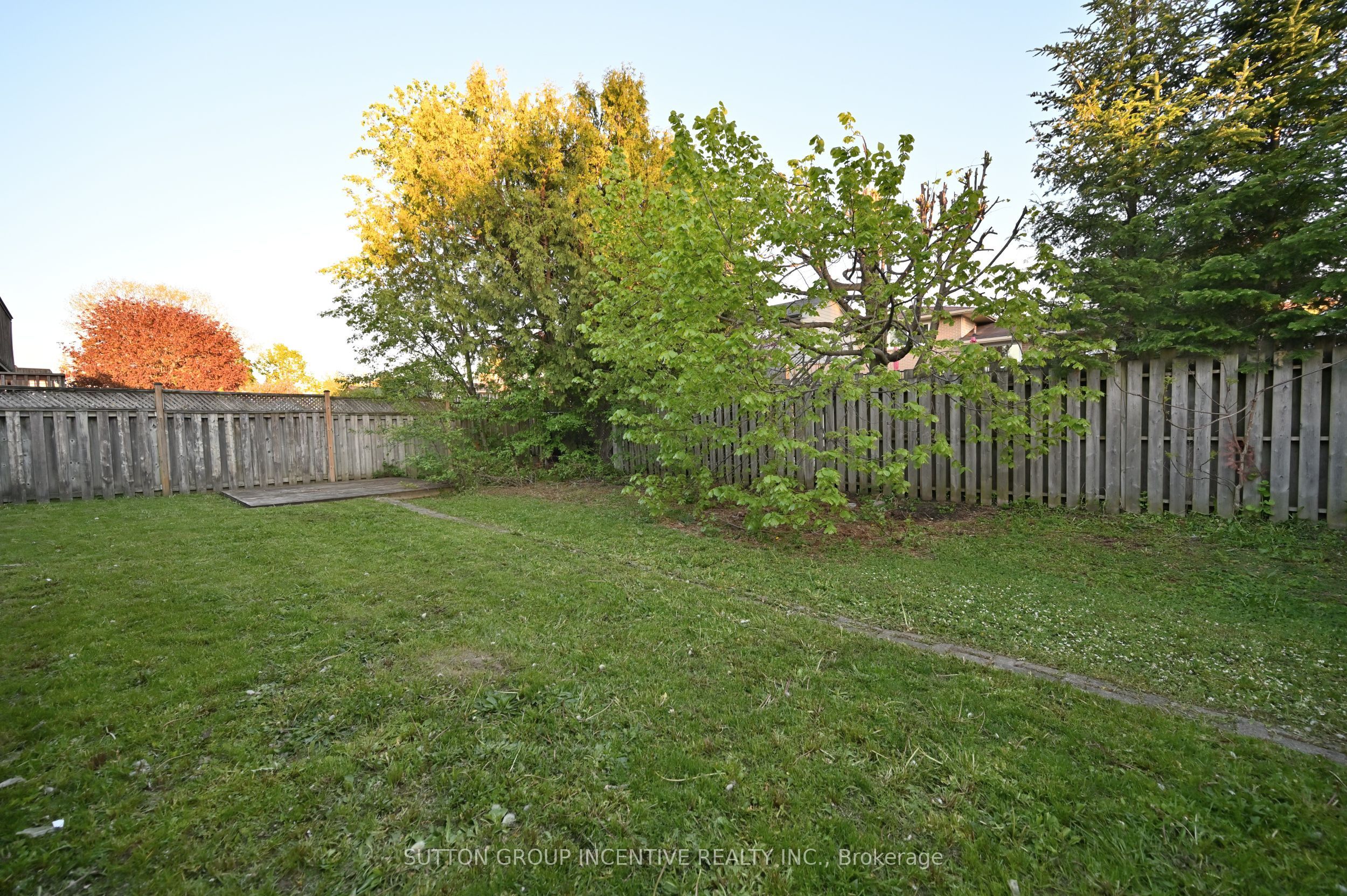 39 Jones Drive Upper Property Photo 18