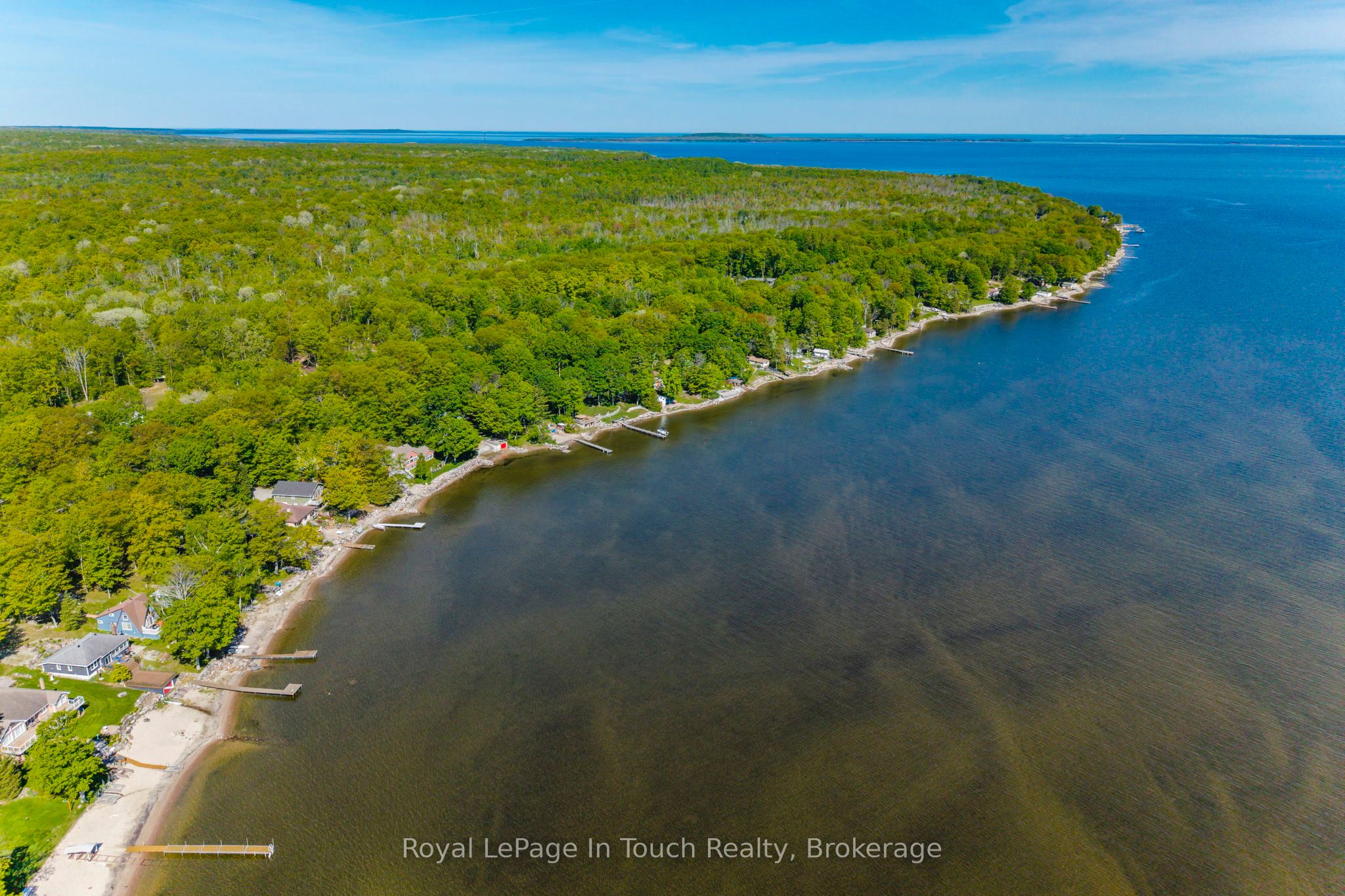 1536 Champlain Road Property Photo 7