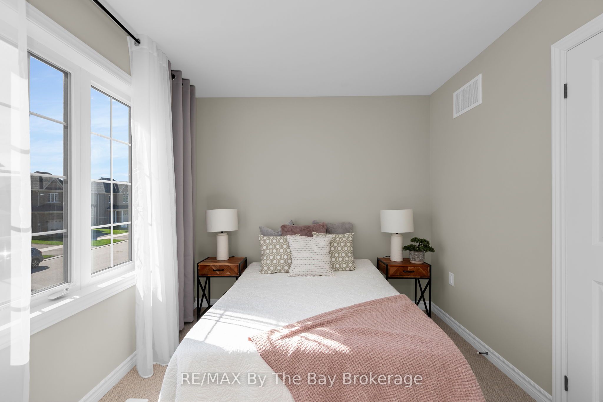 214 Cubitt Street Property Photo 25
