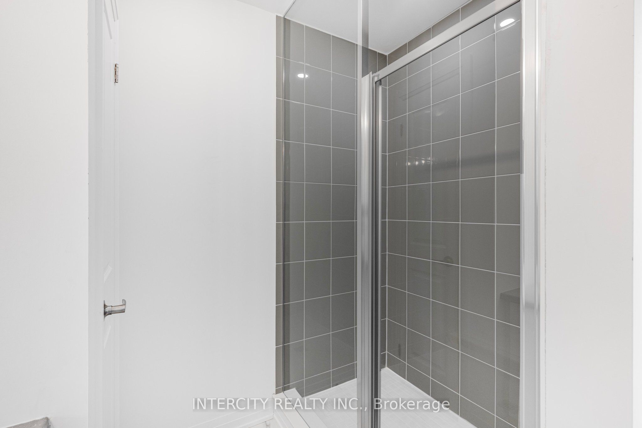 345 Quebec Street Property Photo 19
