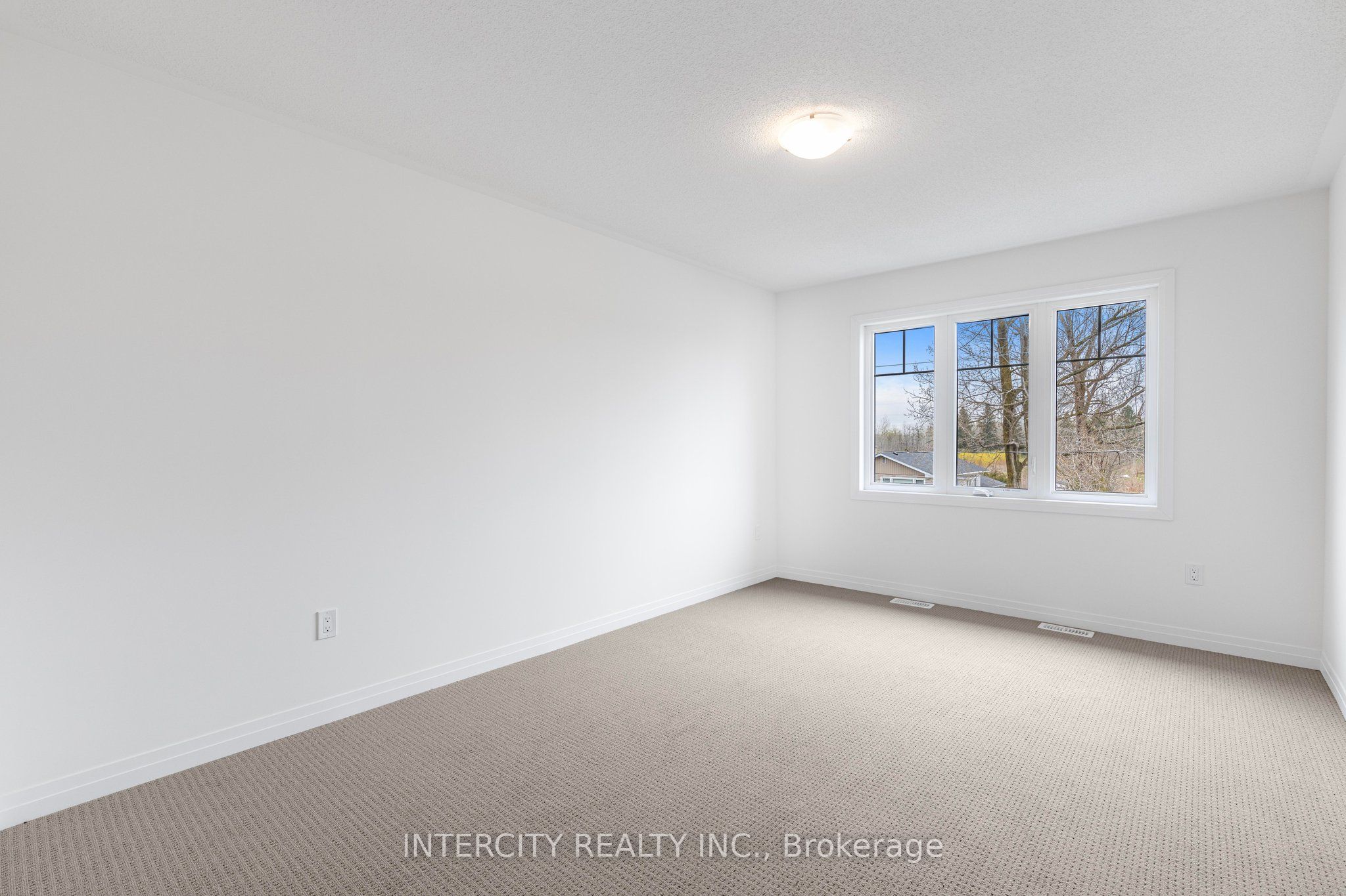 345 Quebec Street Property Photo 26