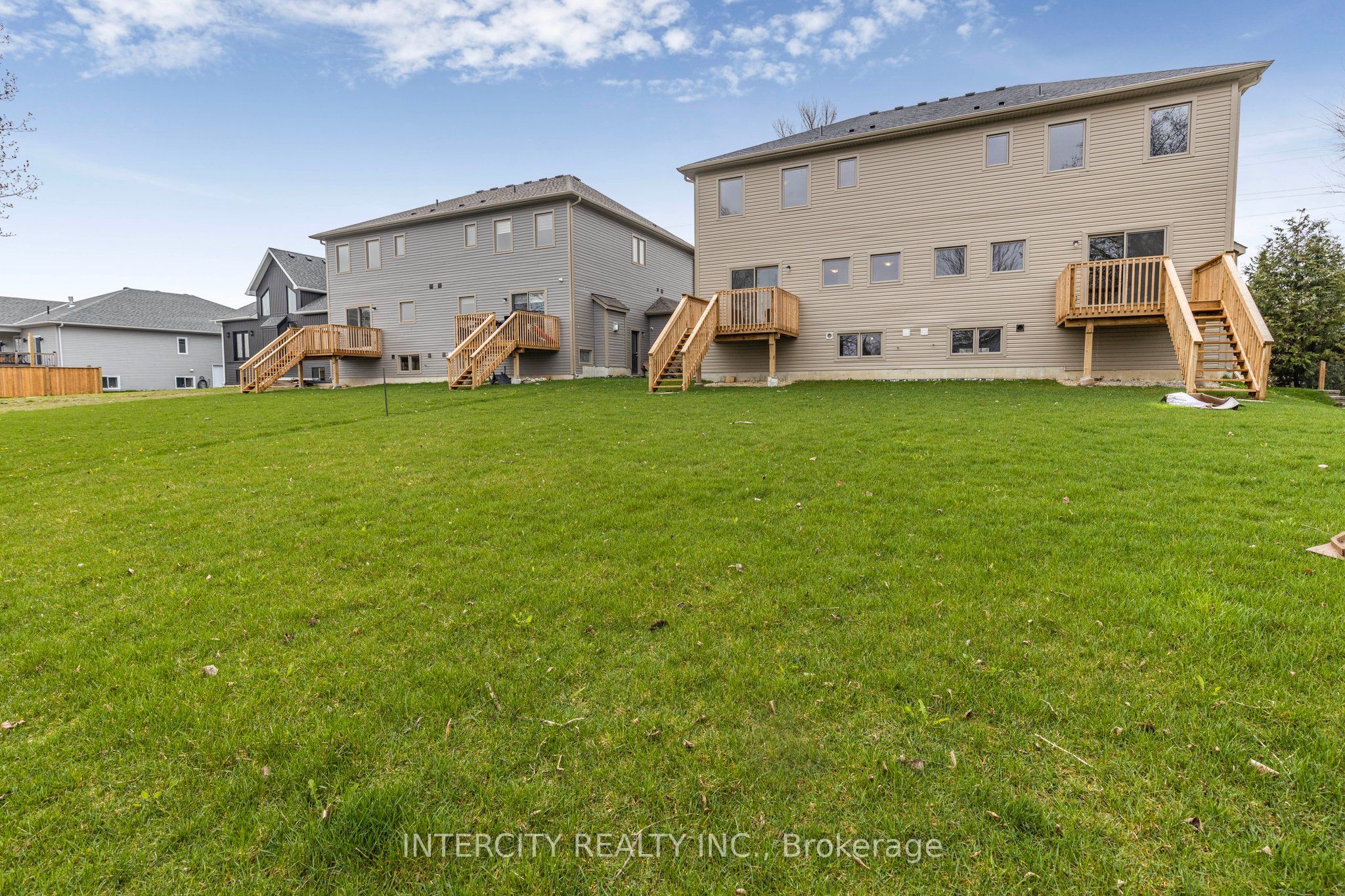 345 Quebec Street Property Photo 34