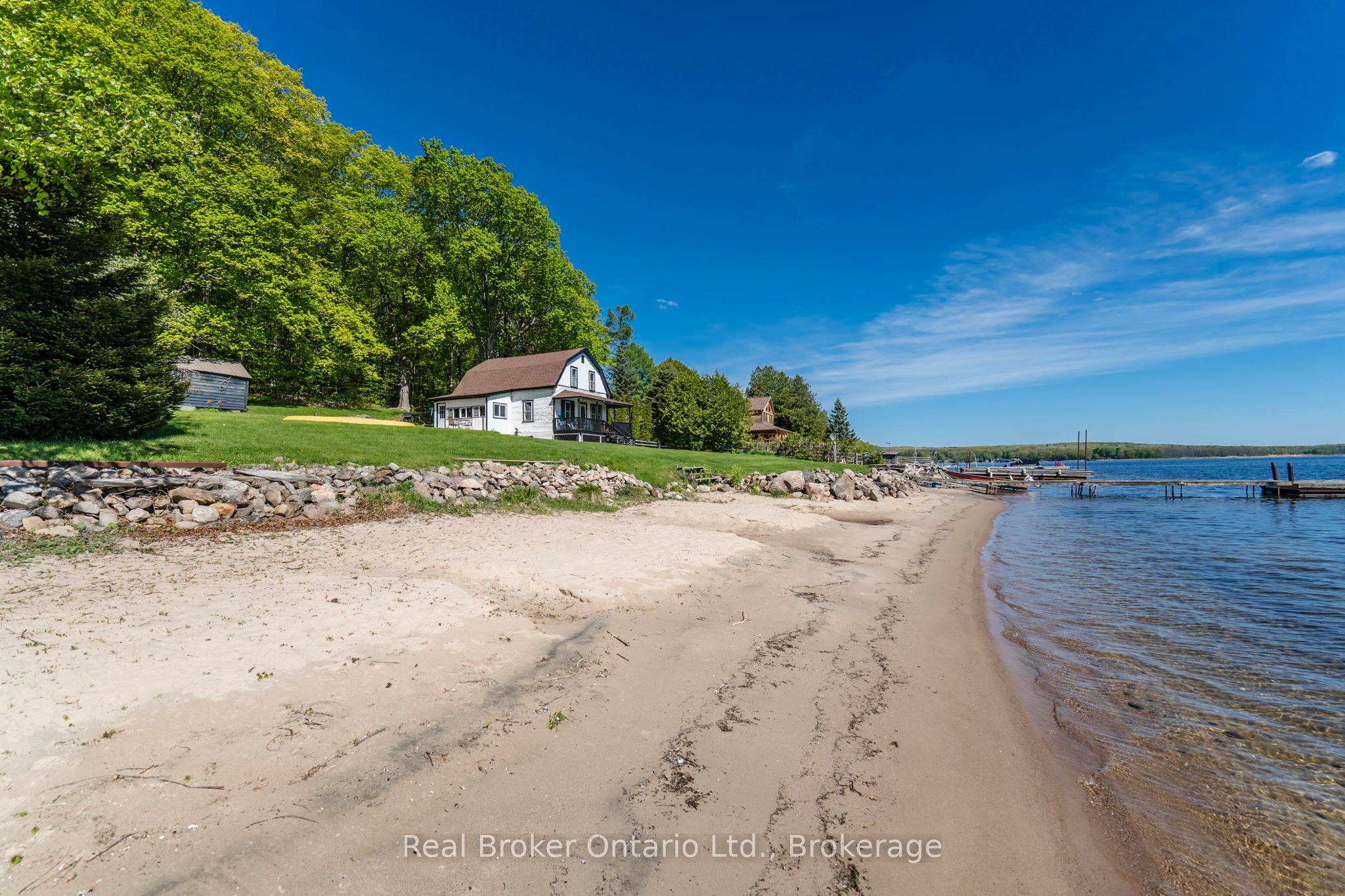 437 Champlain Road Property Photo 1