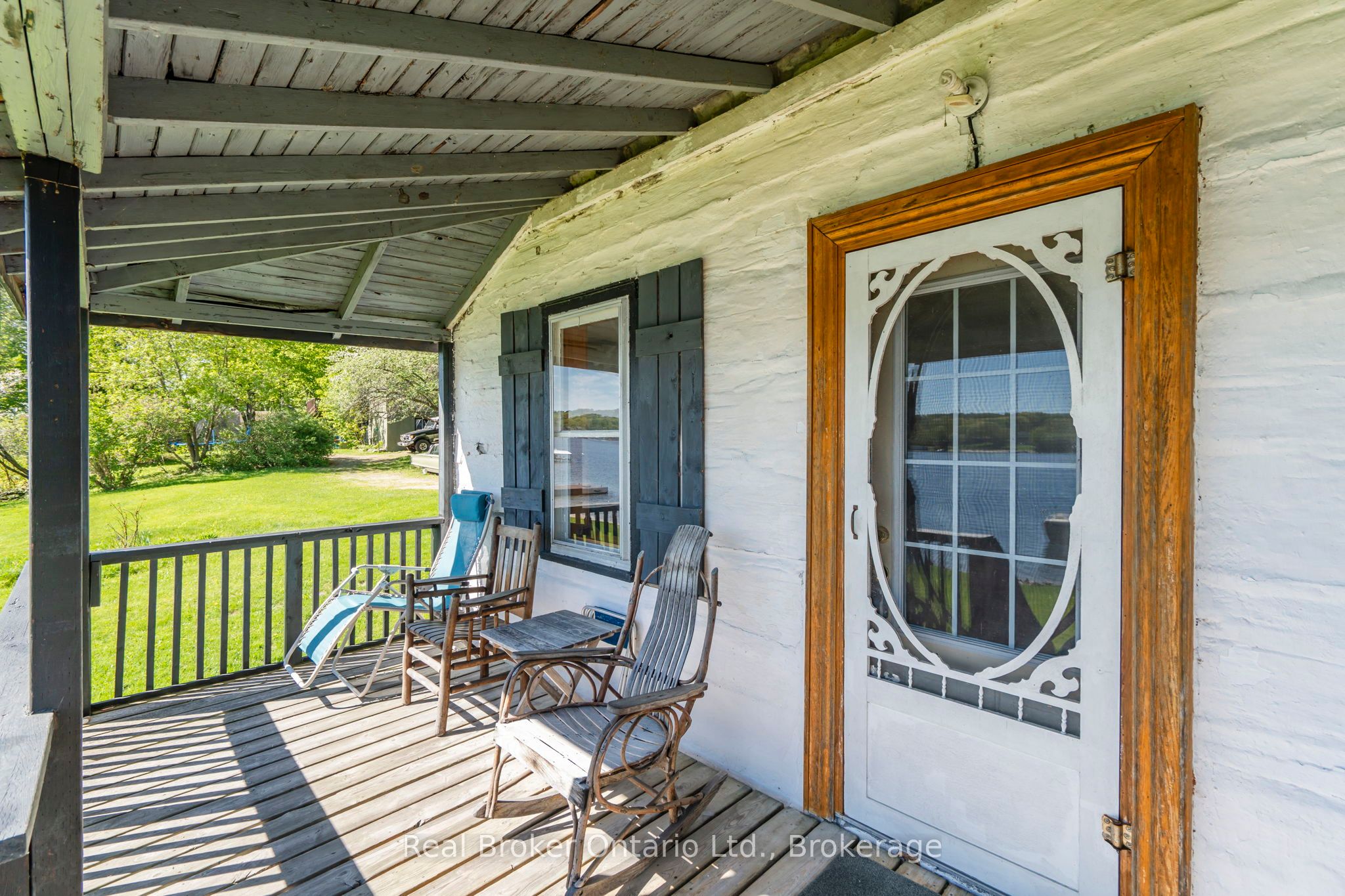 437 Champlain Road Property Photo 15