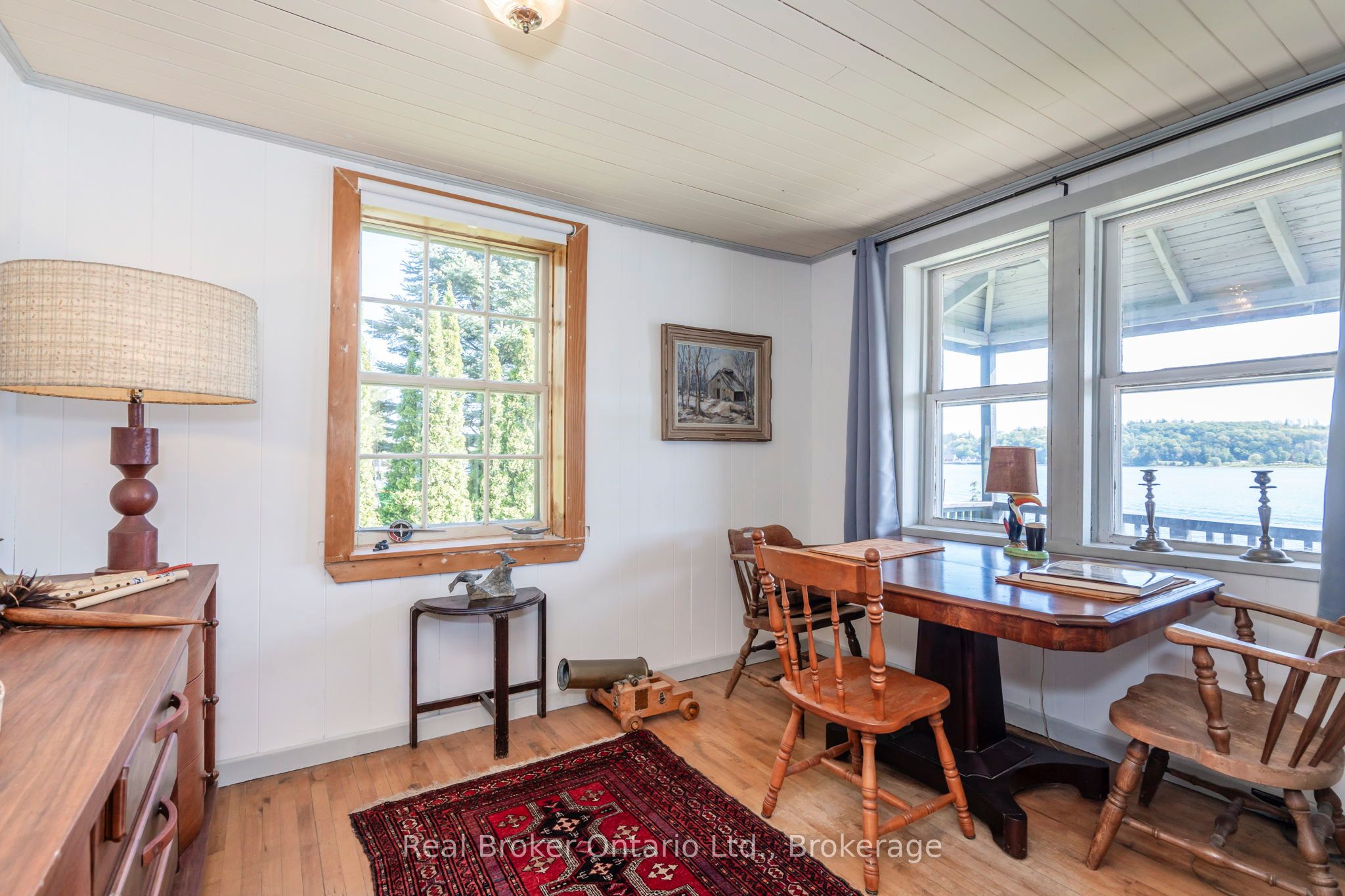 437 Champlain Road Property Photo 20