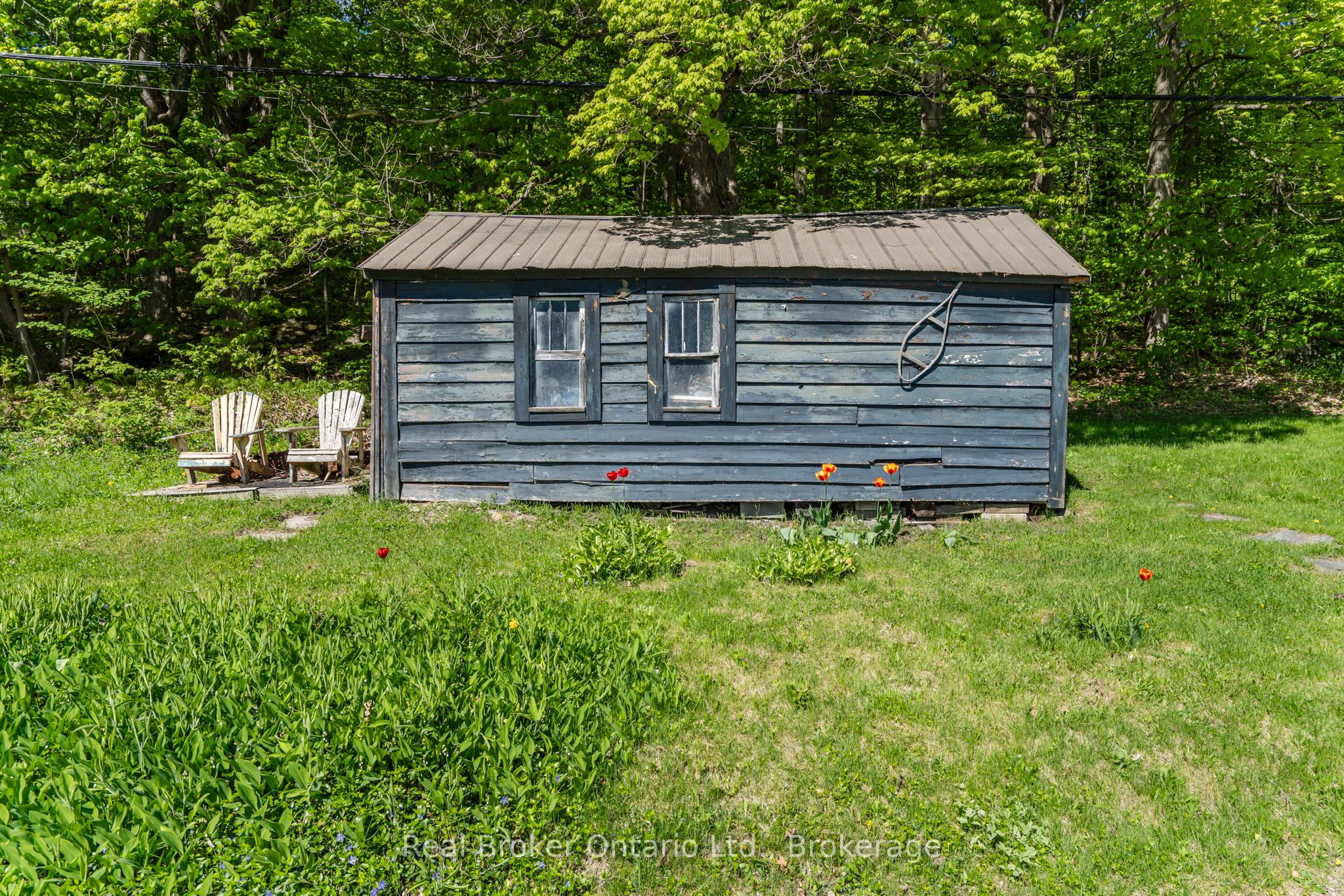 437 Champlain Road Property Photo 23