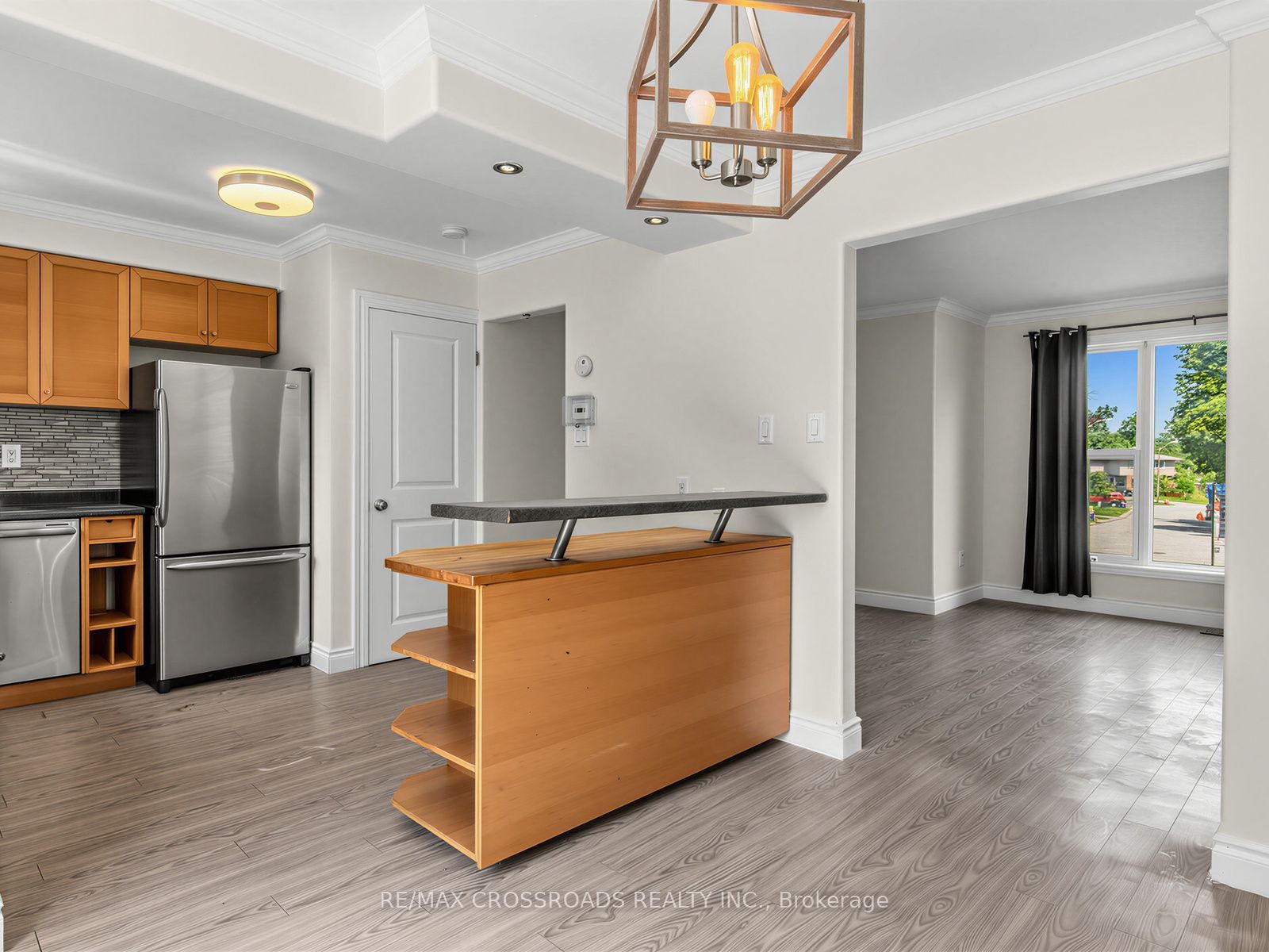 59 Chaucer Crescent Property Photo 8