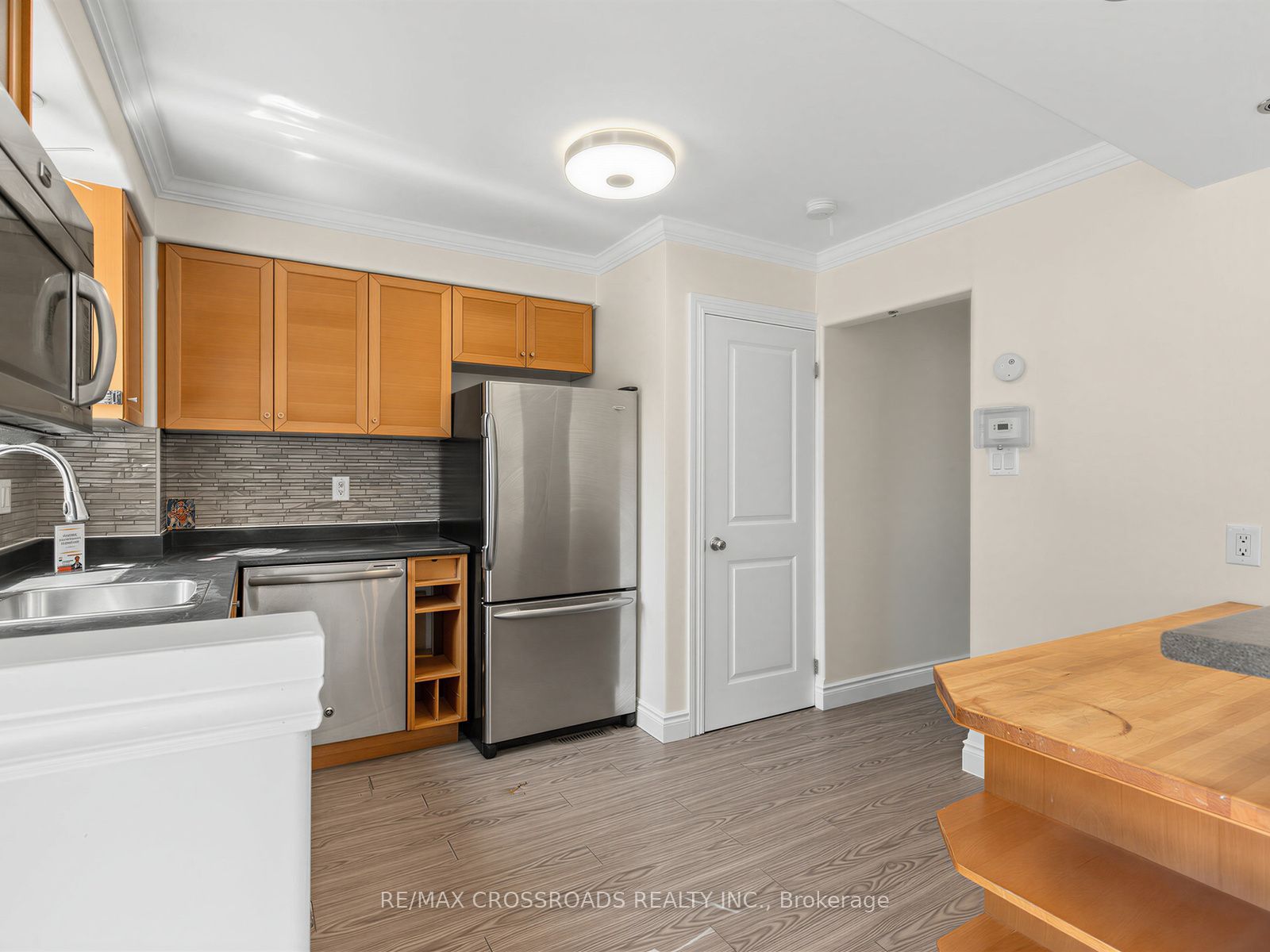 59 Chaucer Crescent Property Photo 15