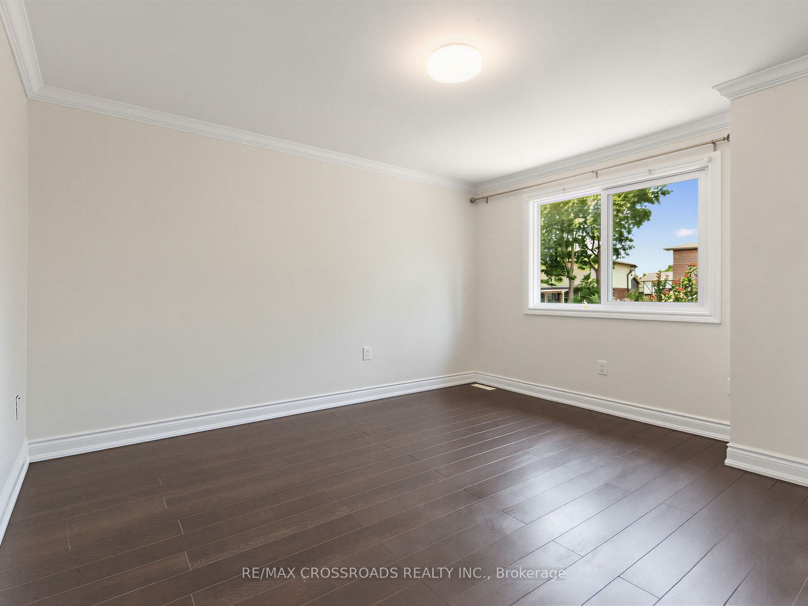 59 Chaucer Crescent Property Photo 16