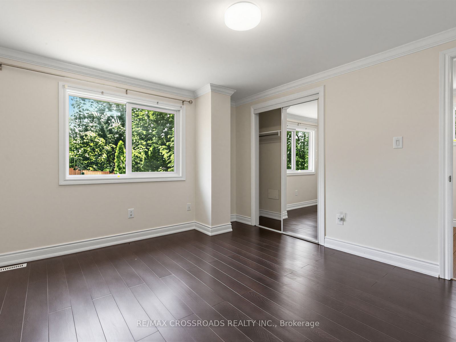 59 Chaucer Crescent Property Photo 17