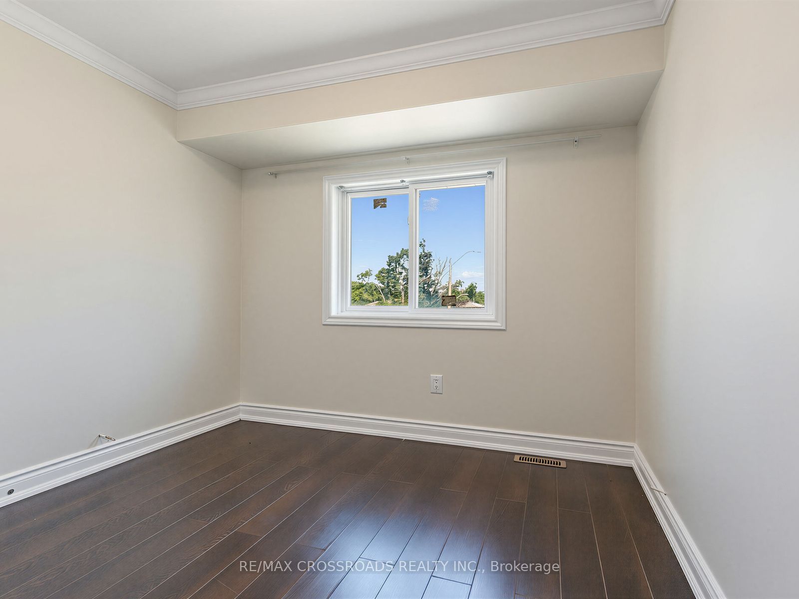 59 Chaucer Crescent Property Photo 20