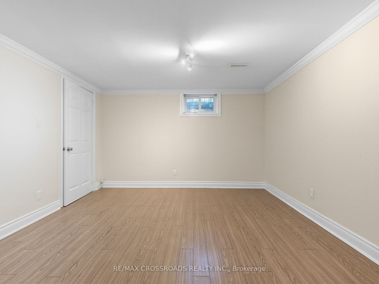 59 Chaucer Crescent Property Photo 27