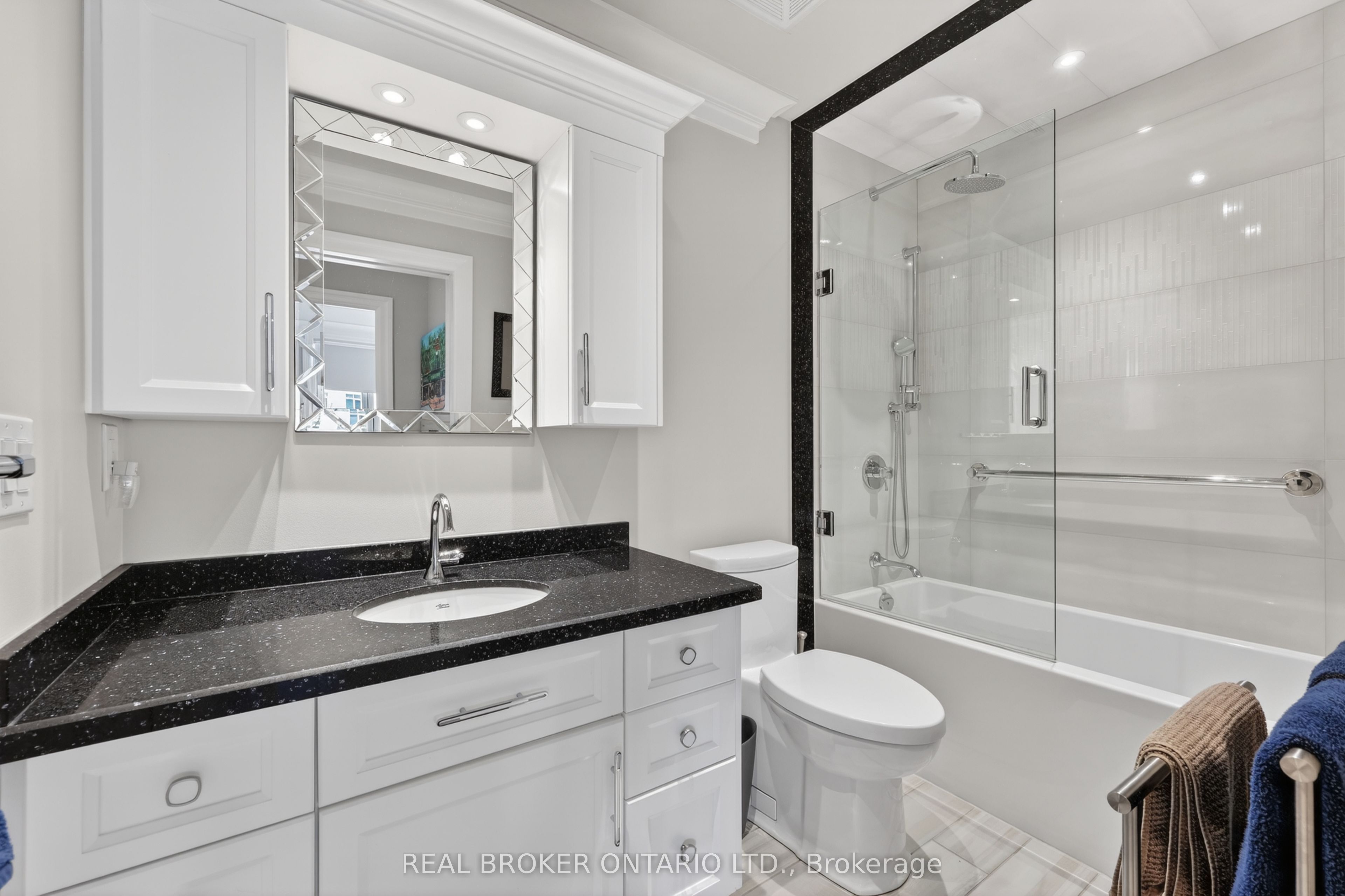 90 Orchard Point Road 207 Property Photo 19