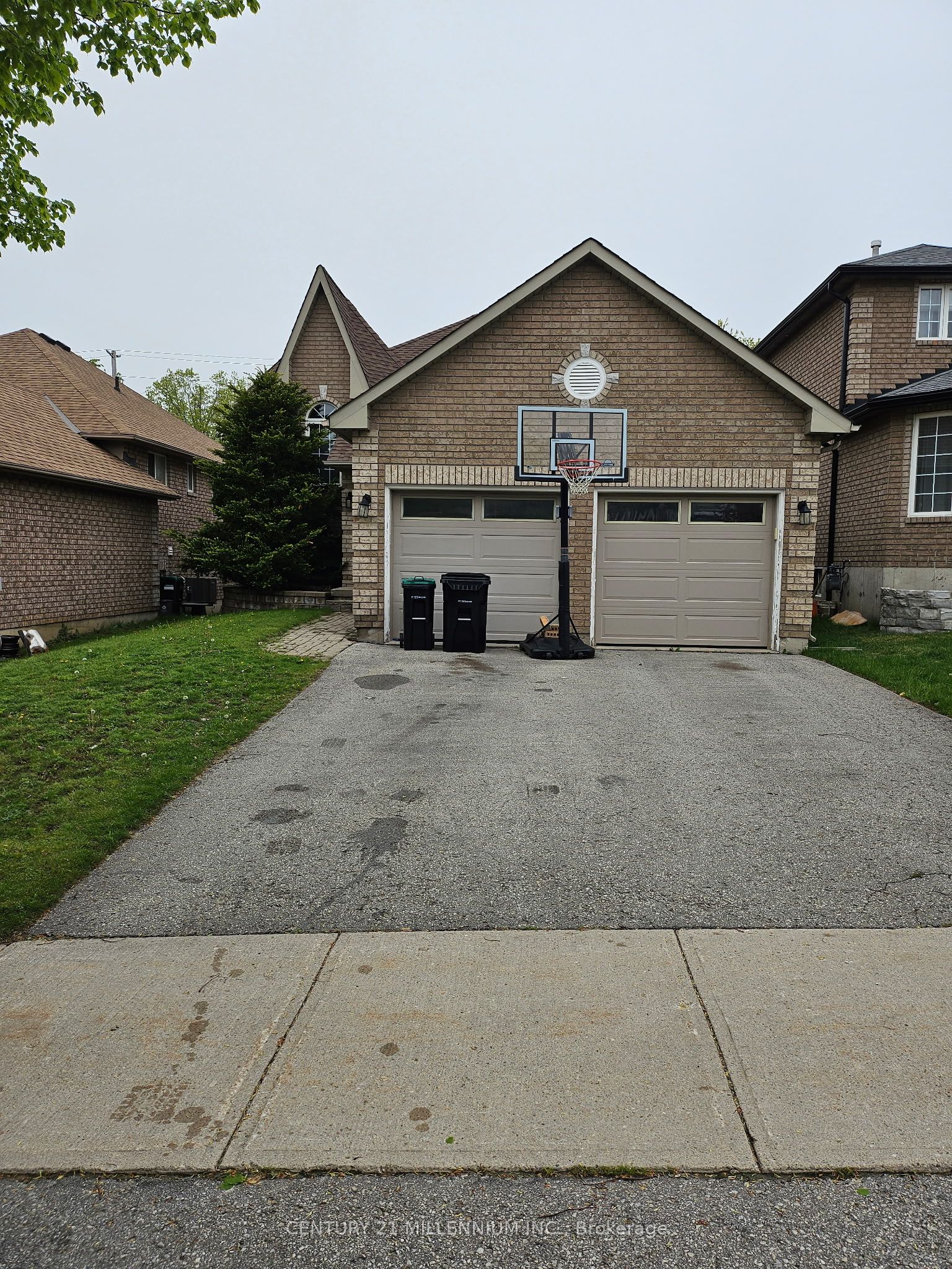 89 Masters Drive Property Photo 1