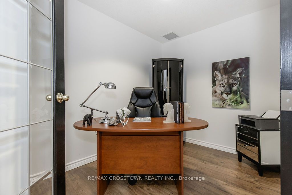 74 Ross Street 44 Property Photo 12