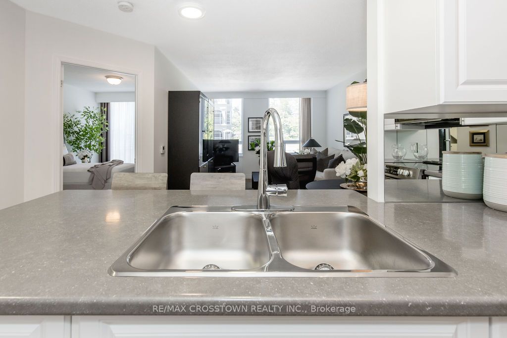 74 Ross Street 44 Property Photo 21