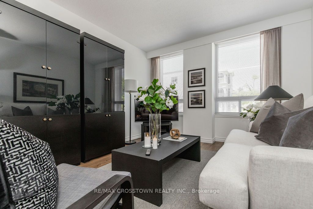74 Ross Street 44 Property Photo 25