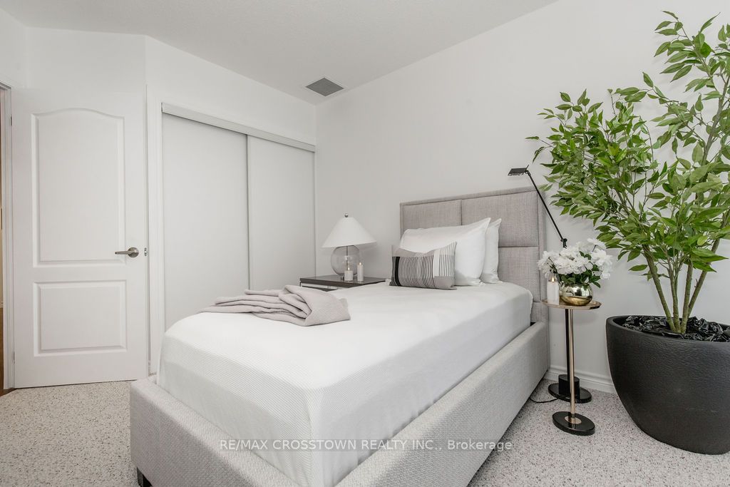 74 Ross Street 44 Property Photo 31