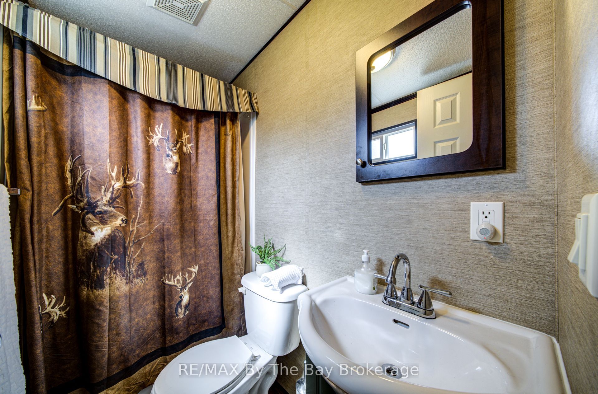 14 Kenora Trail Property Photo 21