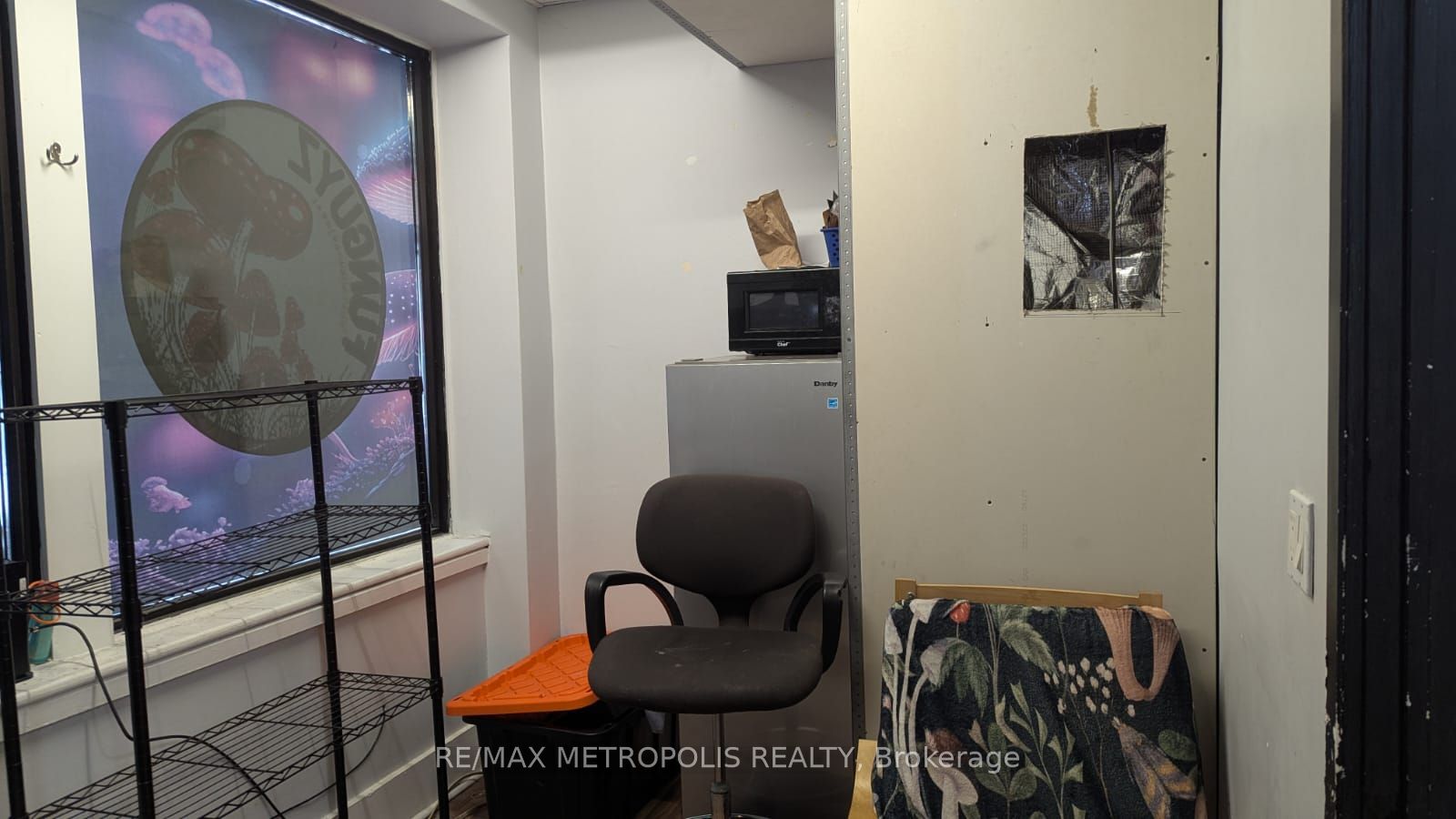 1 Dunlop Street E Upper Property Photo 8