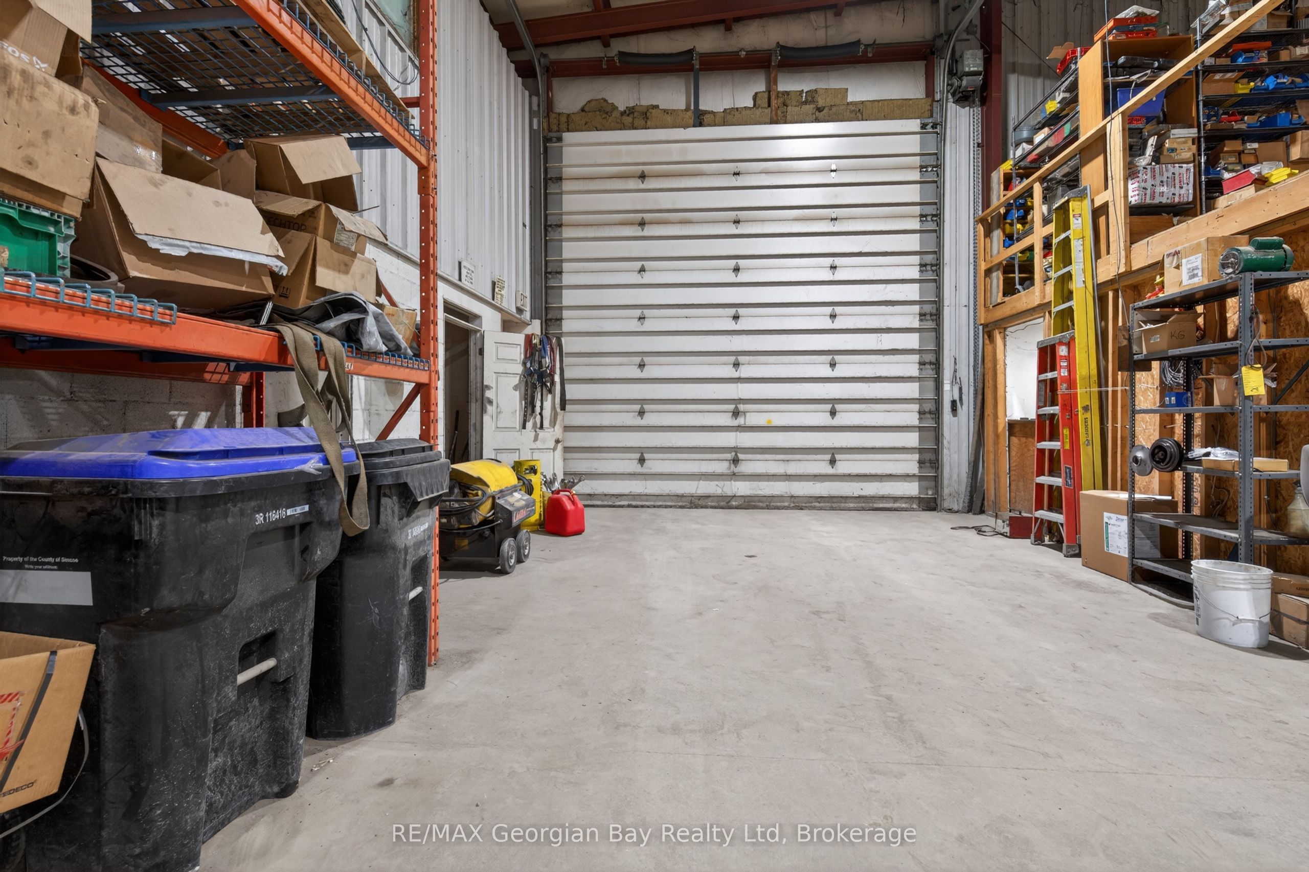 32 Industrial Road Property Photo 3