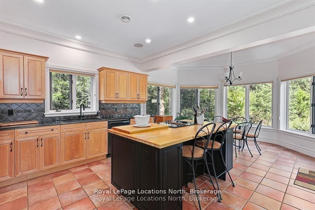 6 Alpine Court Property Photo 12