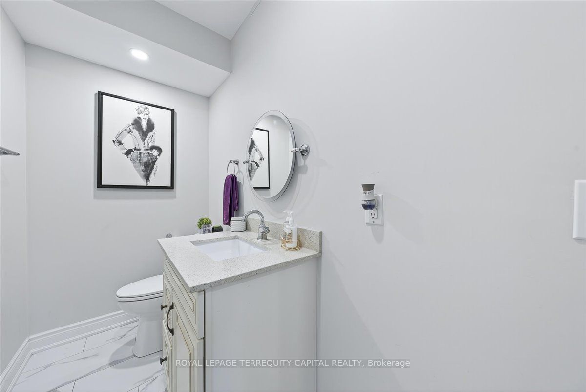 30 Indianola Crescent Property Photo 9