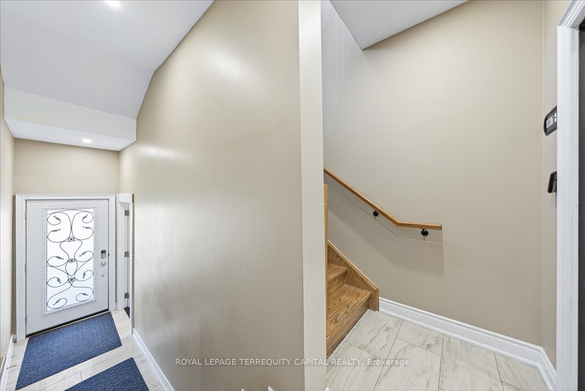 30 Indianola Crescent Property Photo 23