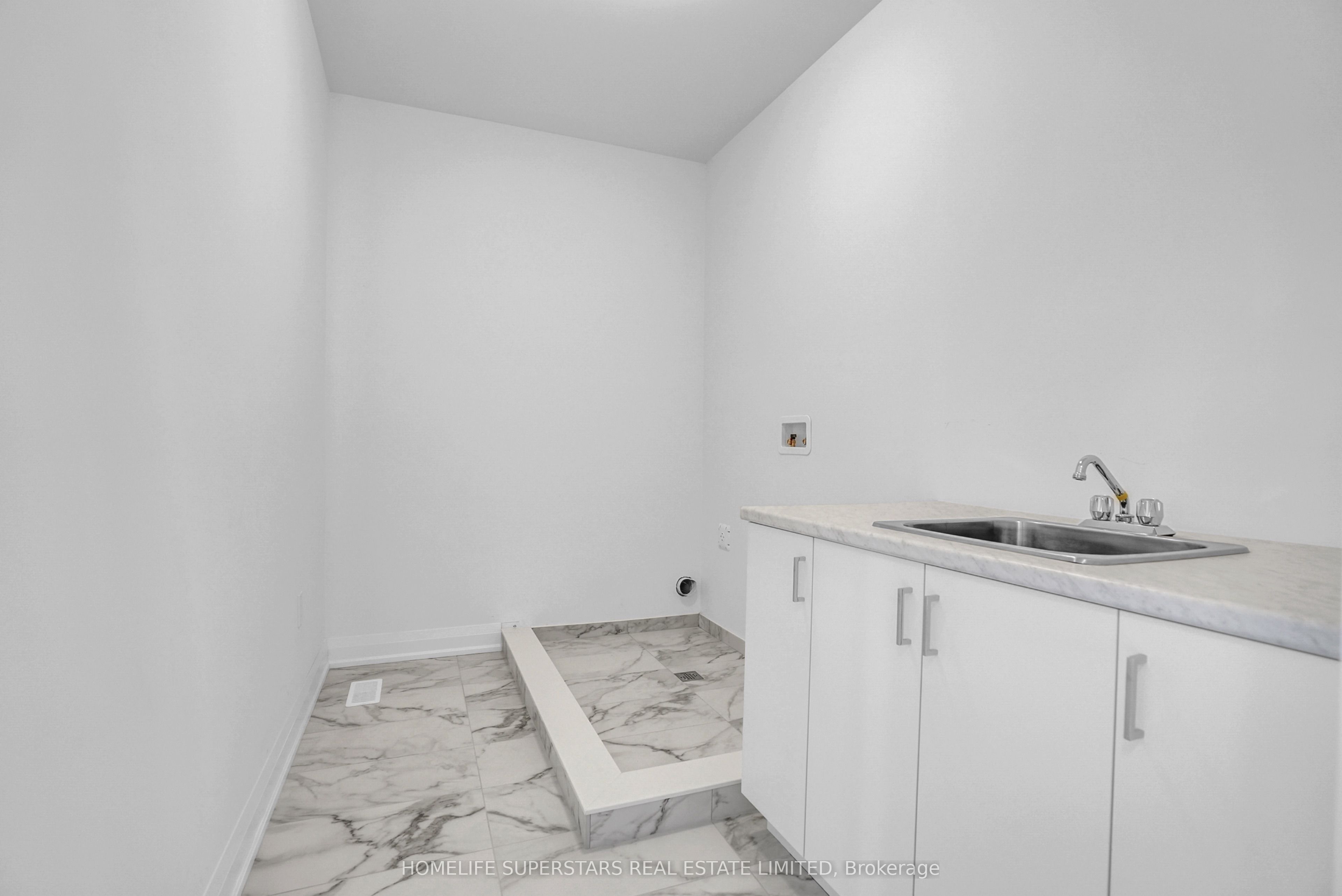 13 Barnes Drive Property Photo 37